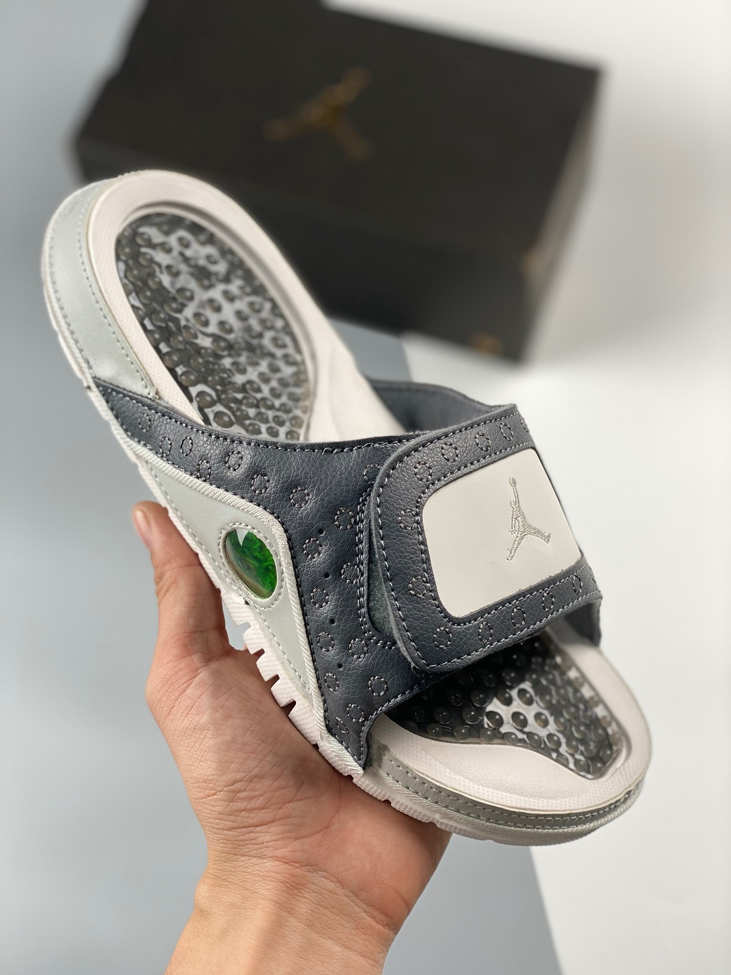 Unisex Fashion Slippers