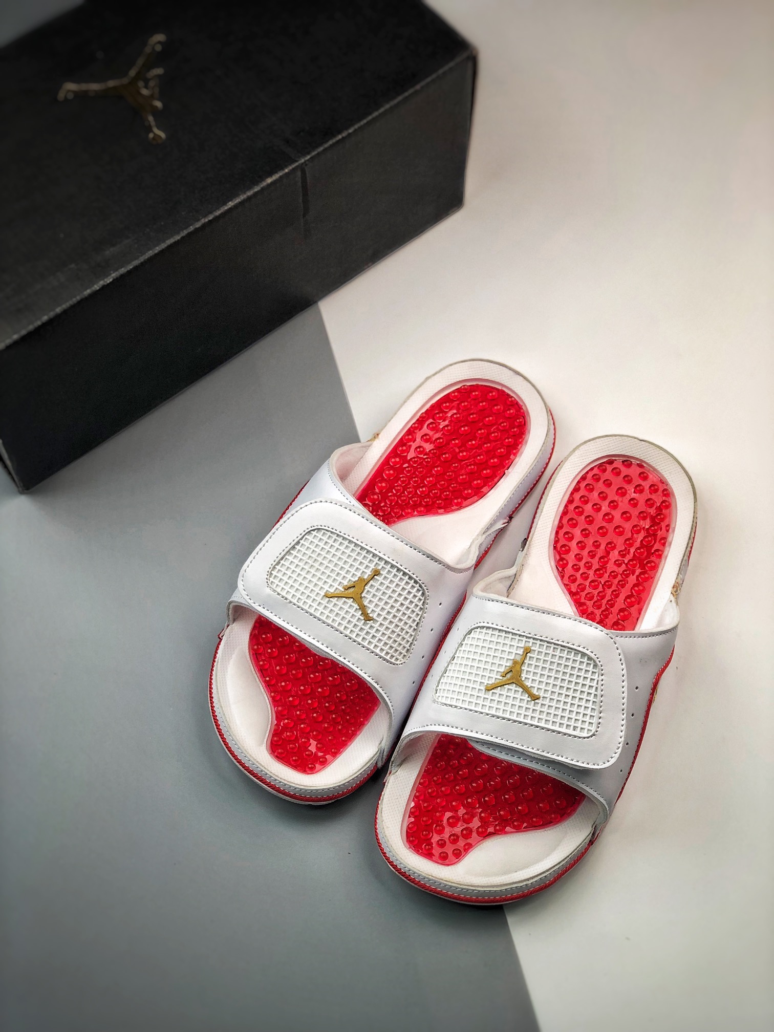 Unisex Fashion Slippers