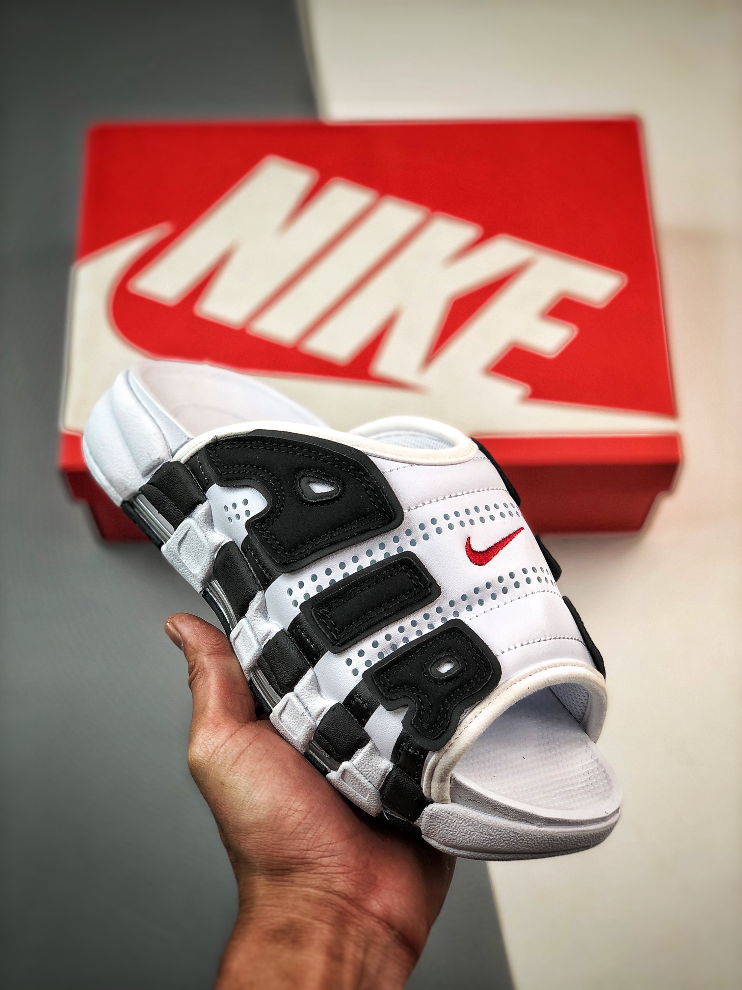 Unisex Fashion Slippers