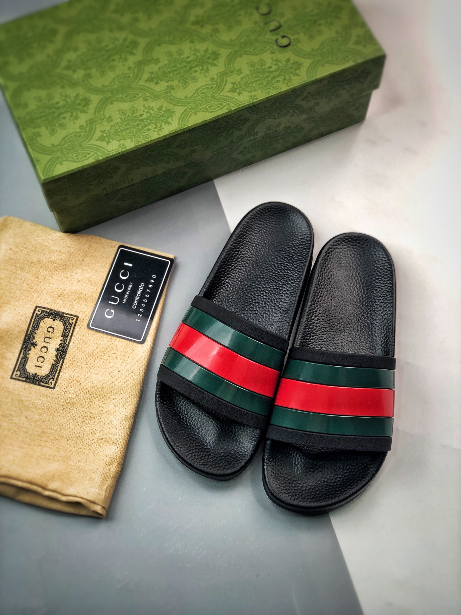 Unisex Fashion Slippers
