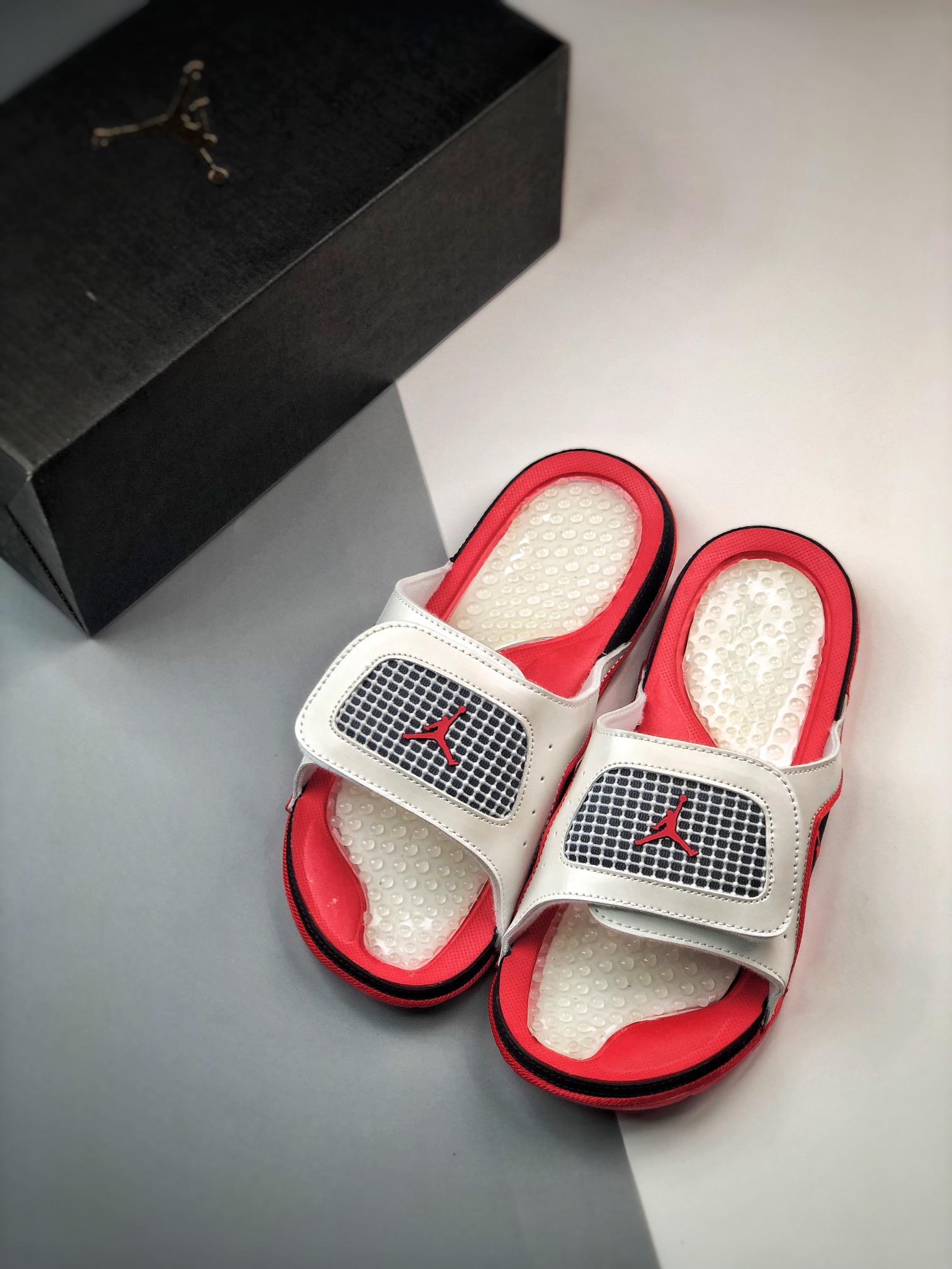 Unisex Fashion Slippers