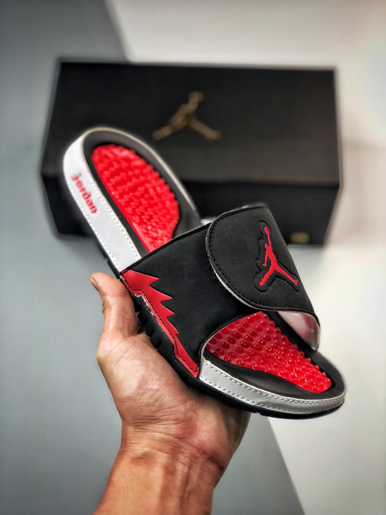 Unisex Fashion Slippers