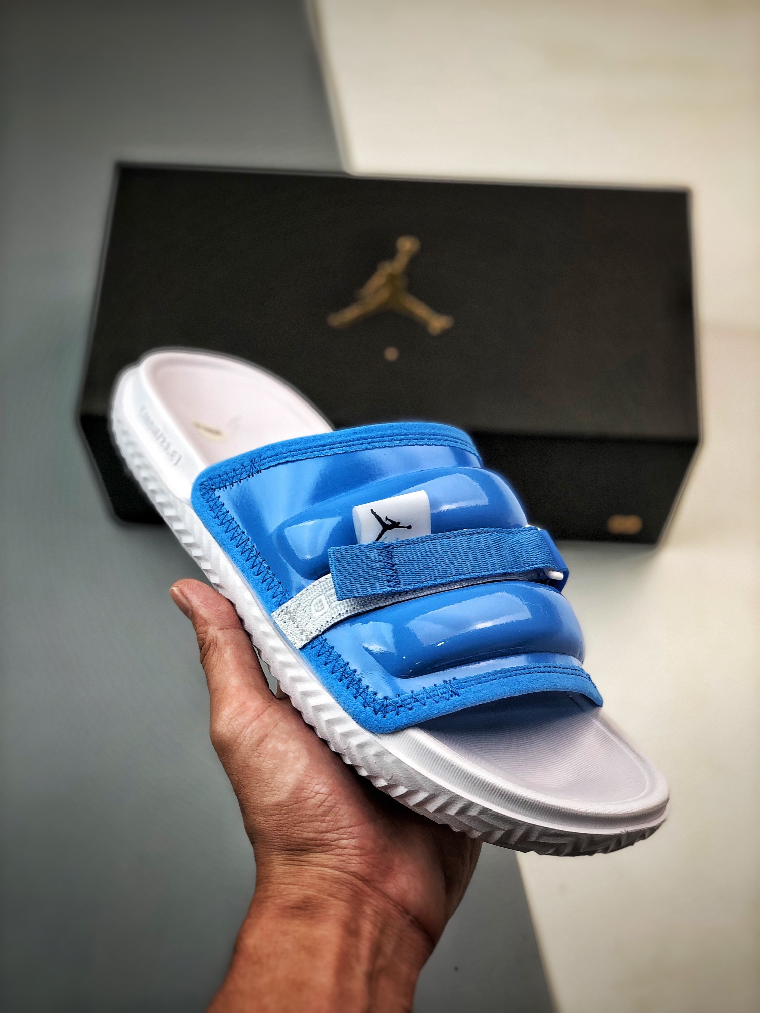 Unisex Fashion Slippers