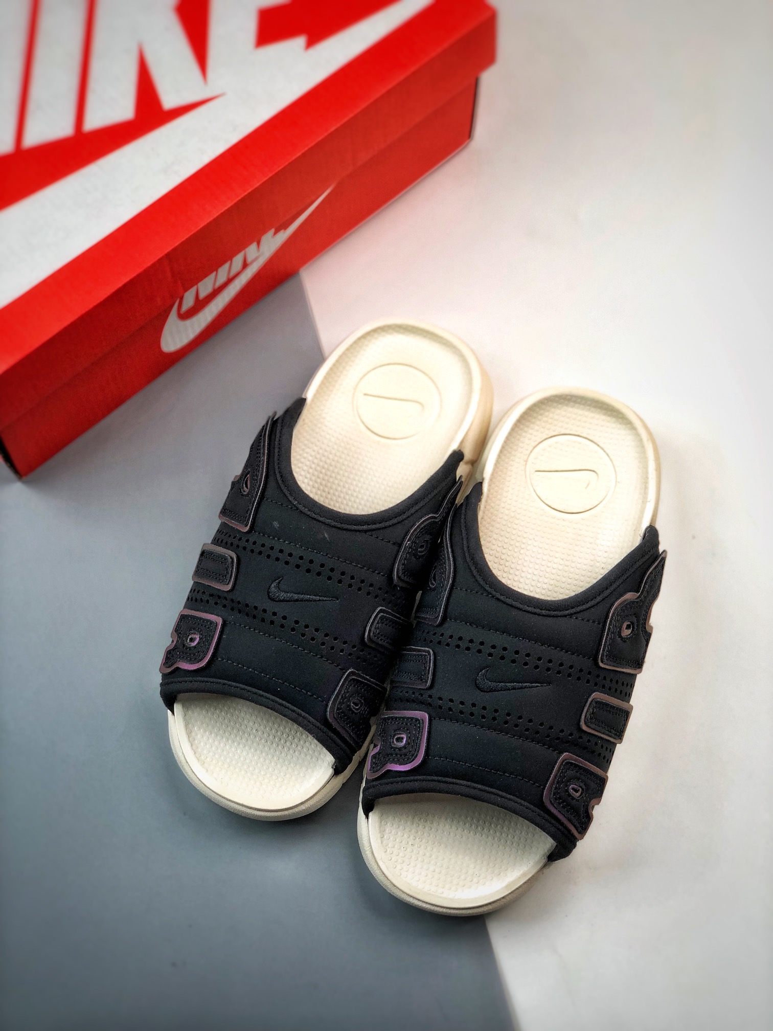 Unisex Fashion Slippers