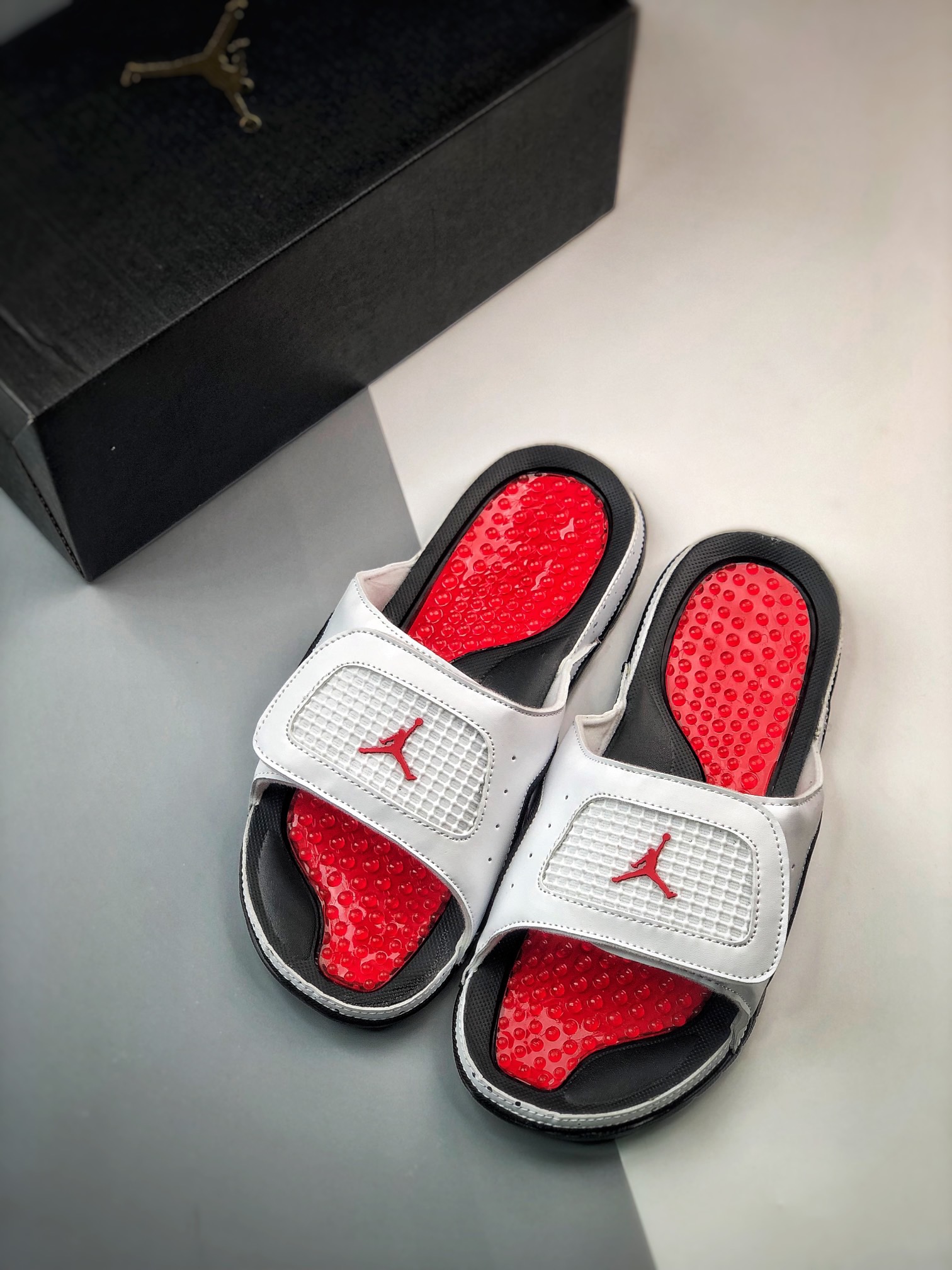 Unisex Fashion Slippers