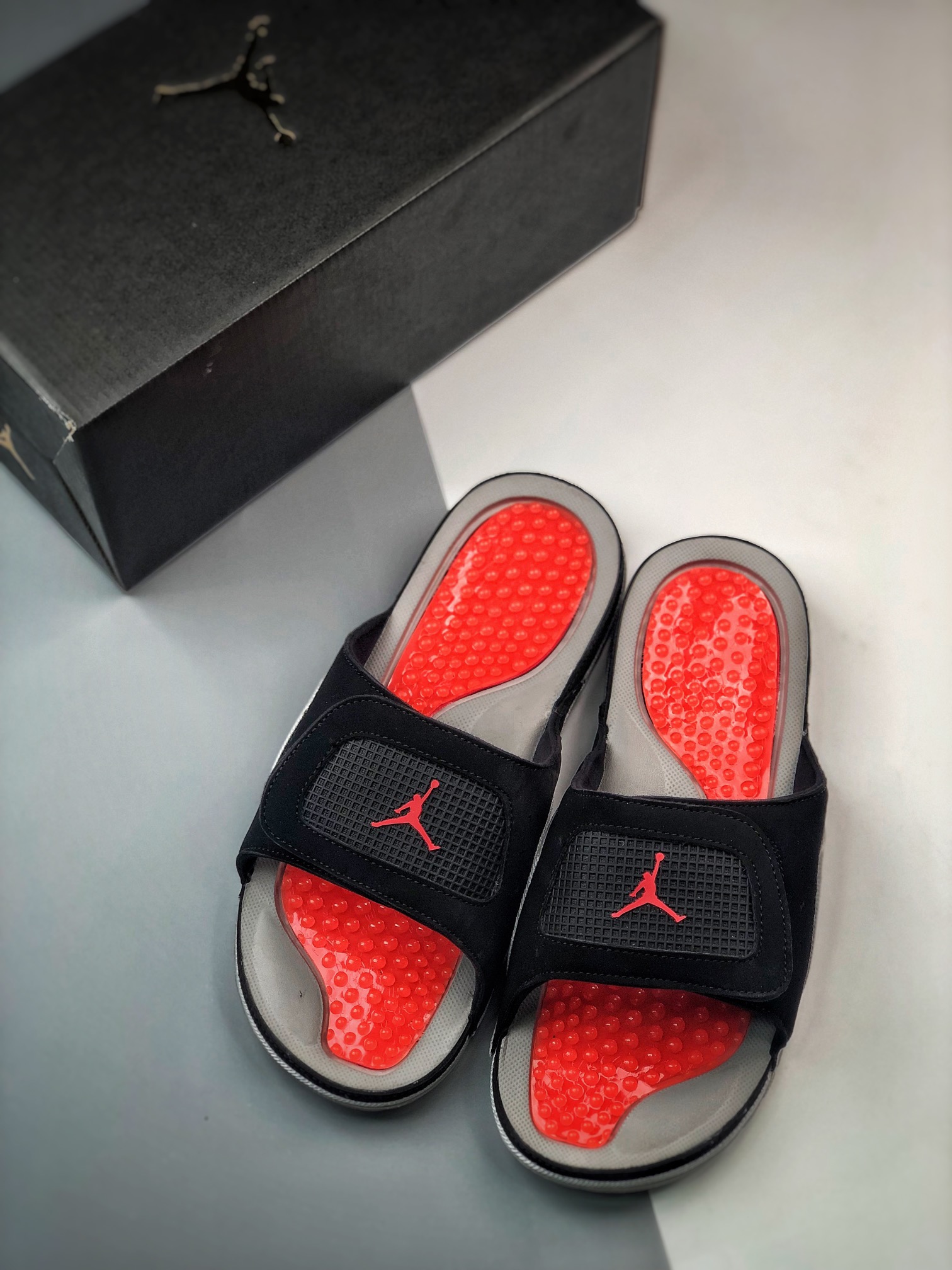 Unisex Fashion Slippers
