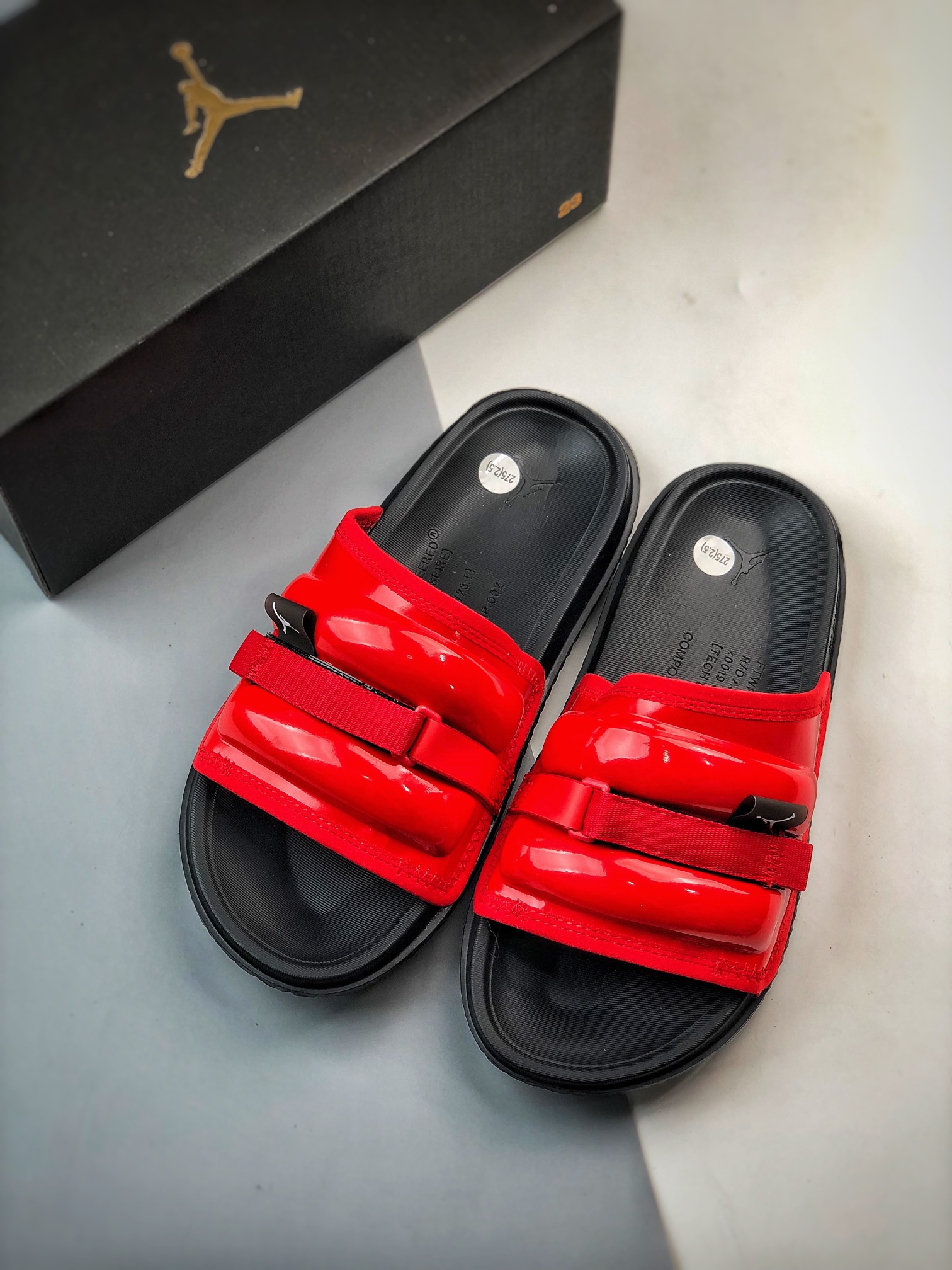 Unisex Fashion Slippers
