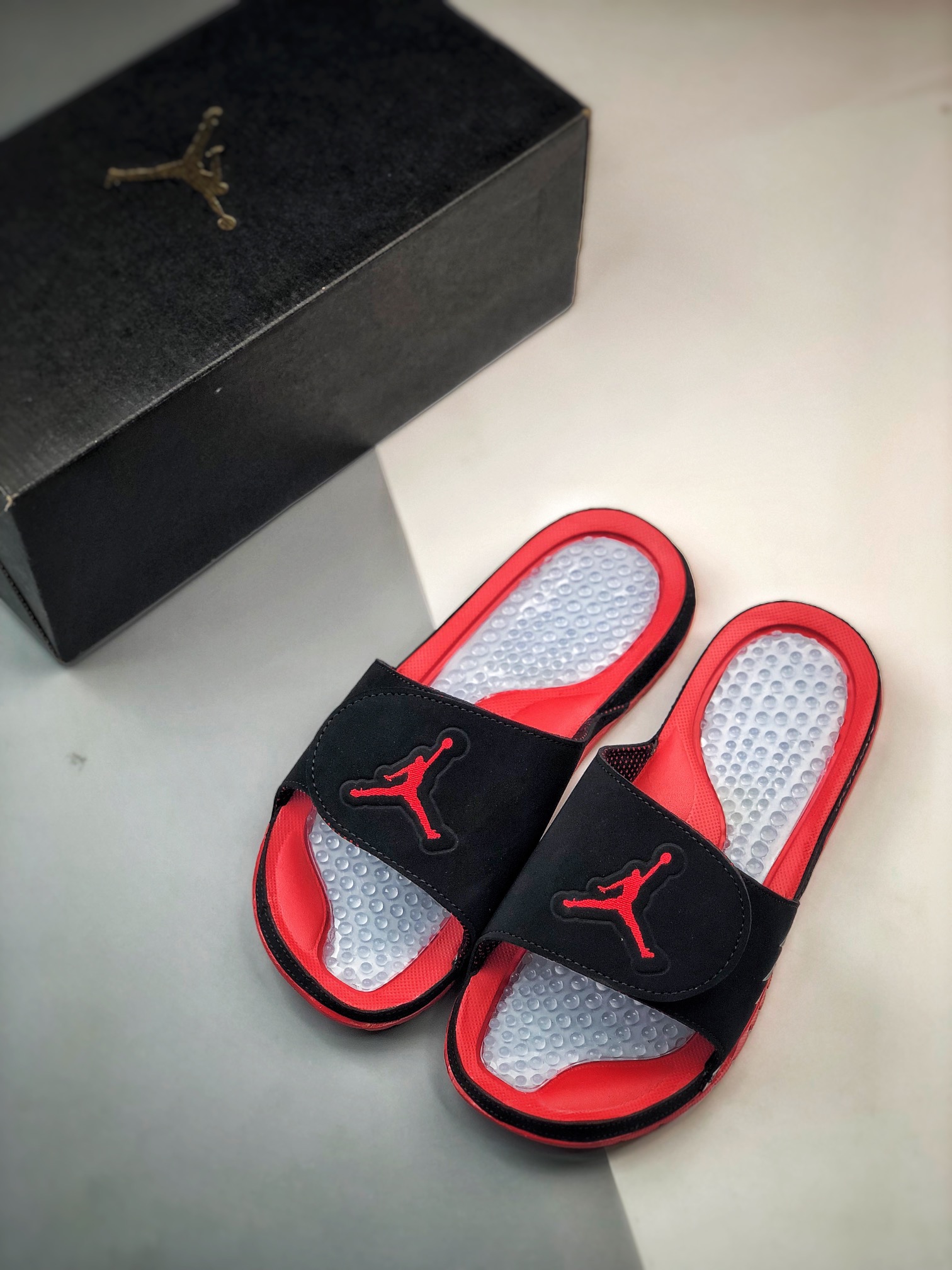 Unisex Fashion Slippers