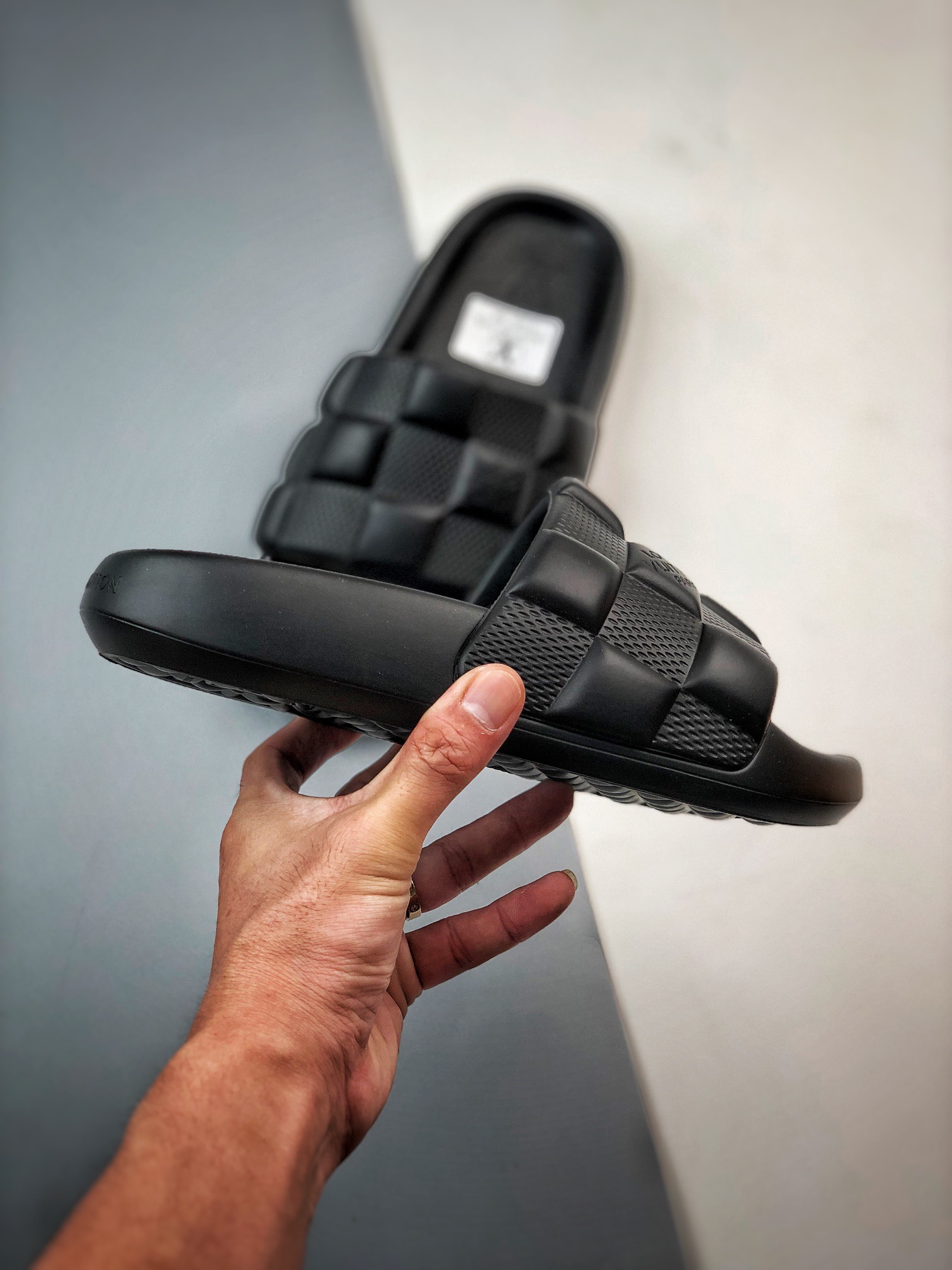 Unisex Fashion Slippers