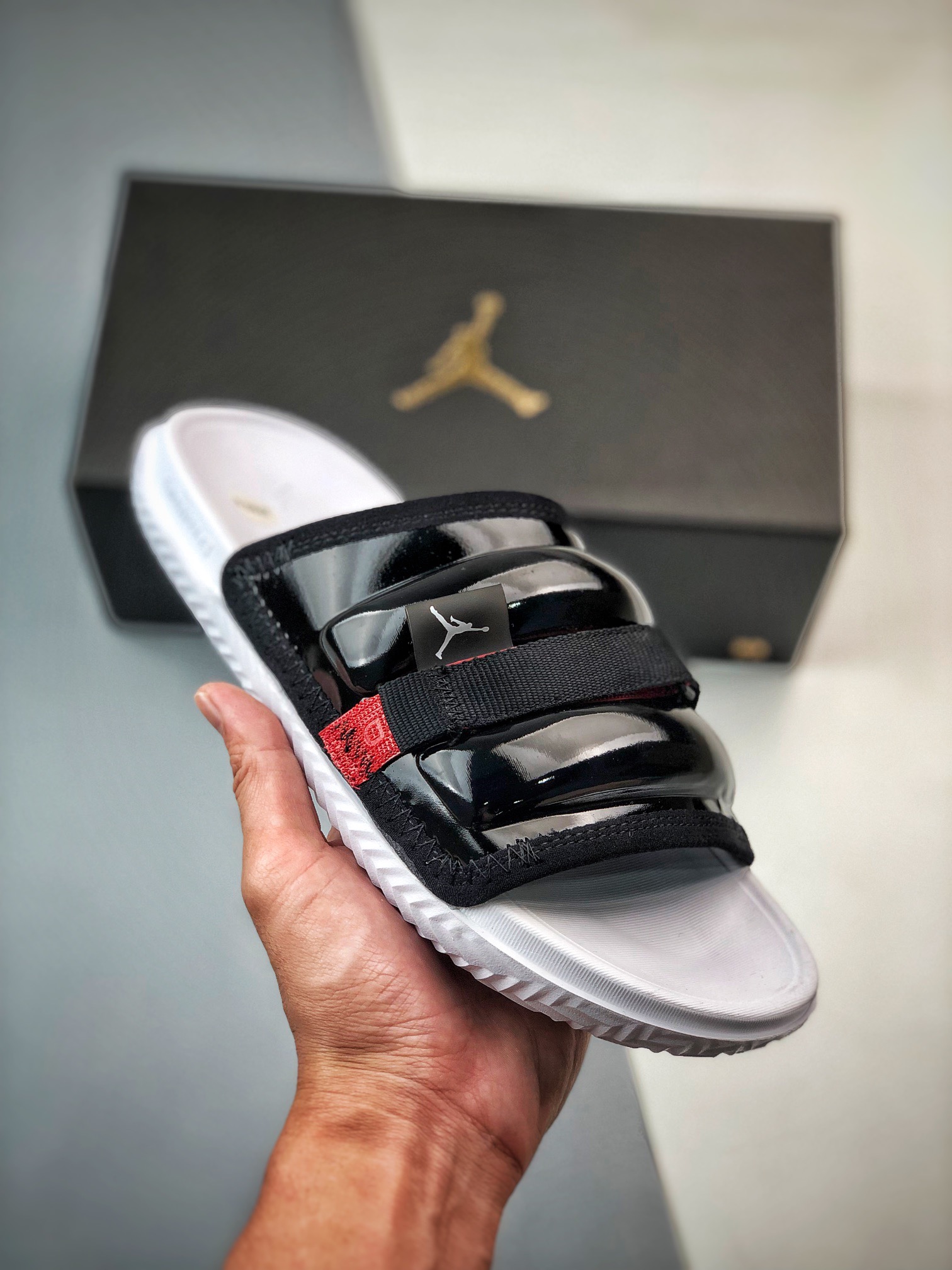 Unisex Fashion Slippers