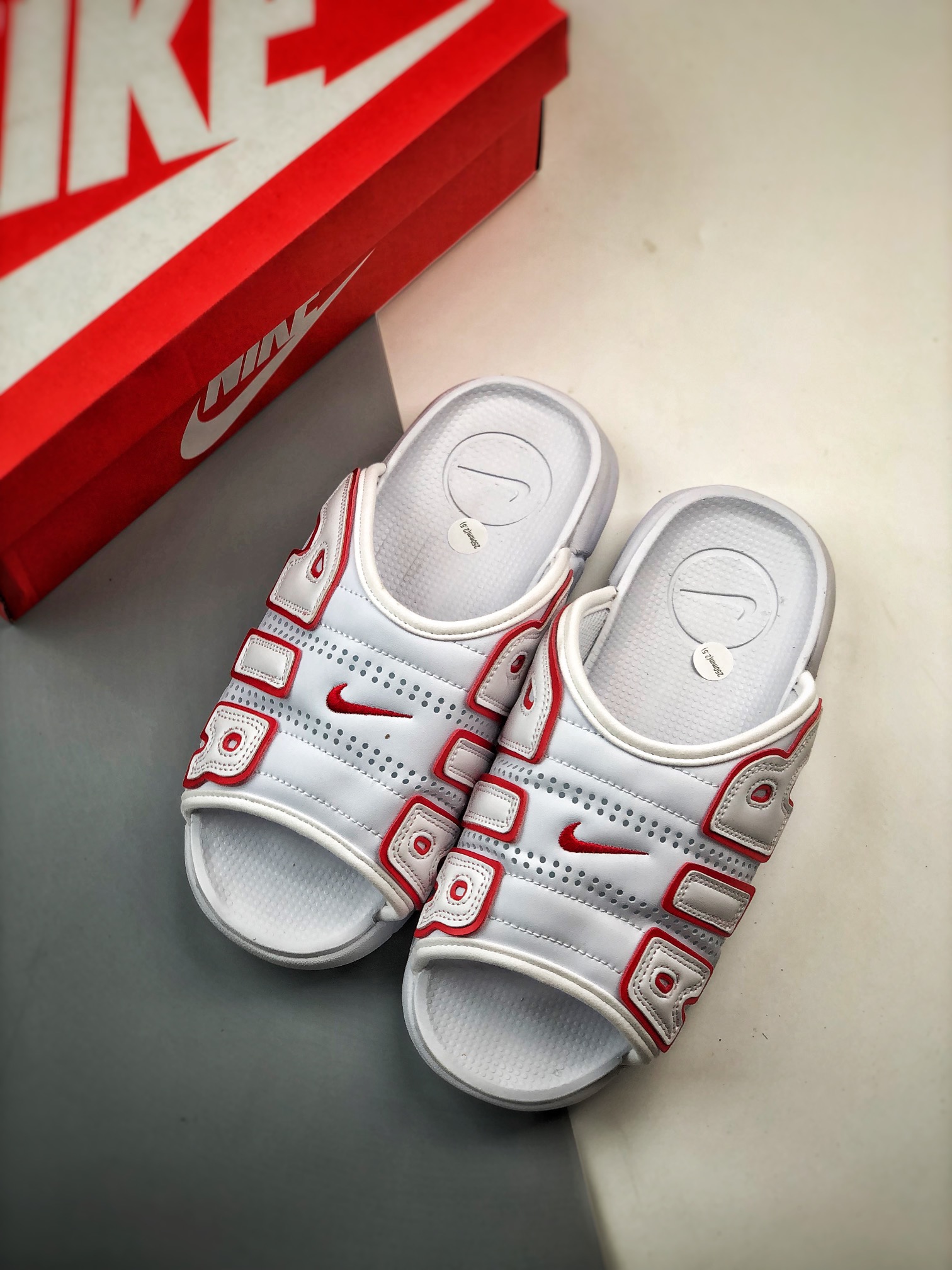Unisex Fashion Slippers