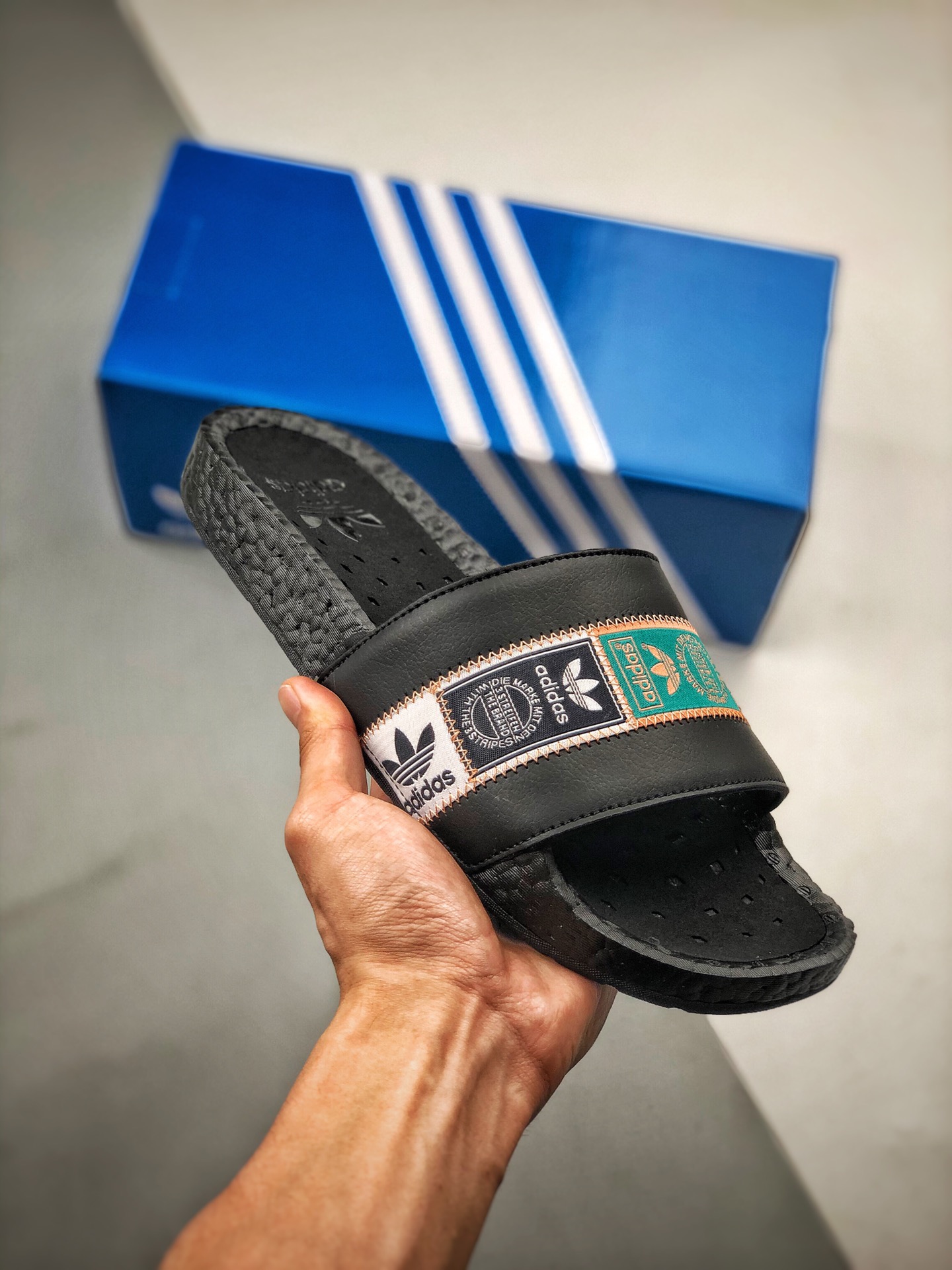 Unisex Fashion Slippers
