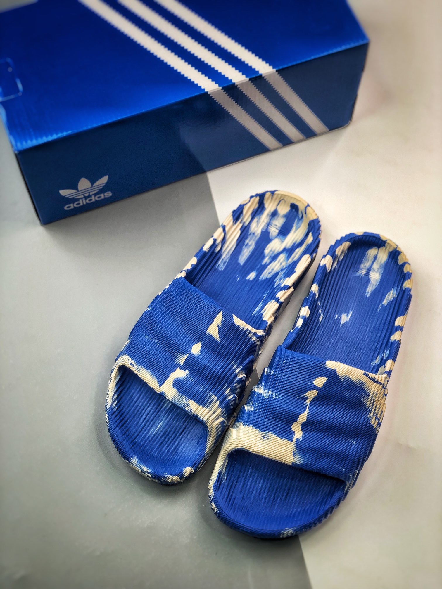 Unisex Fashion Slippers