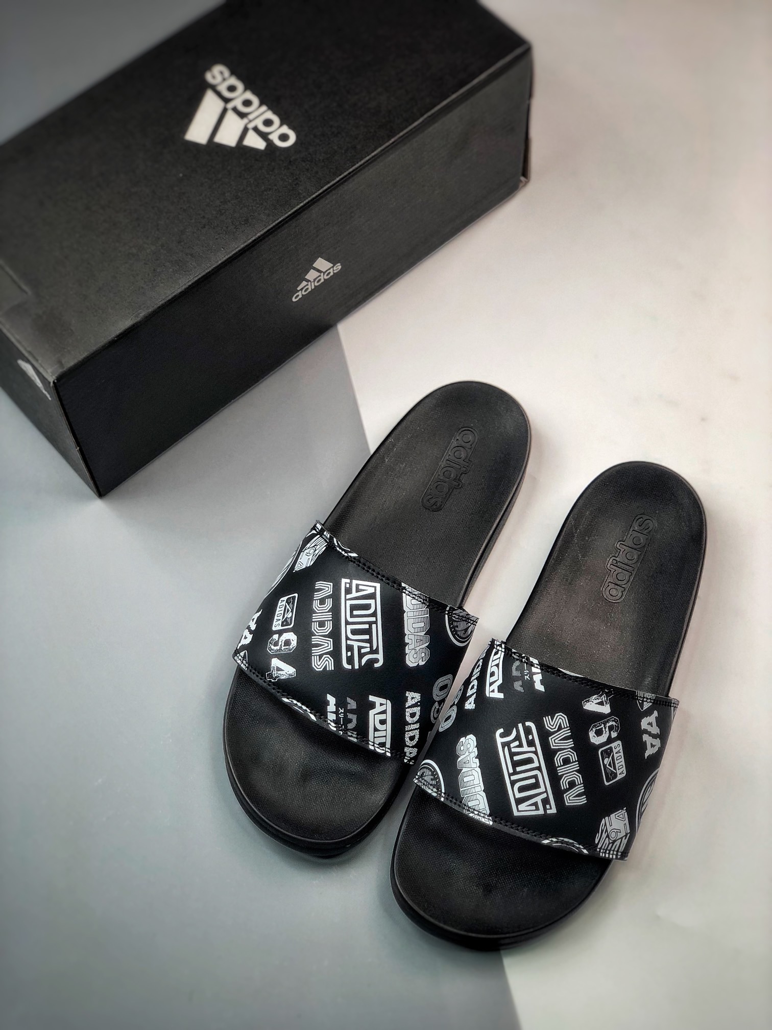 Unisex Fashion Slippers
