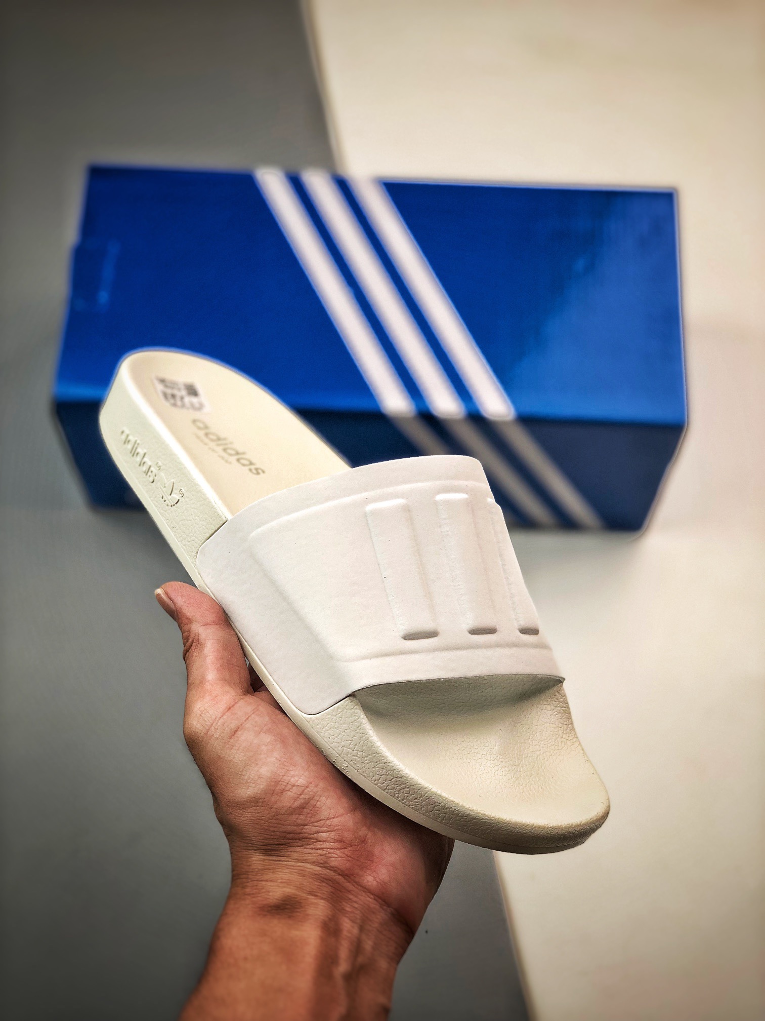 Unisex Fashion Slippers