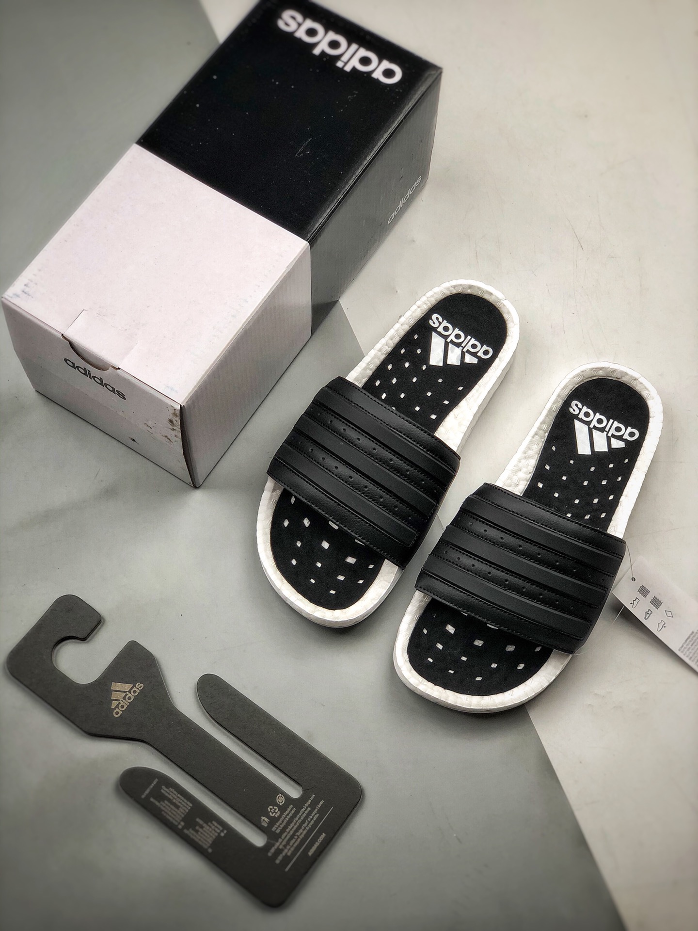 Unisex Fashion Slippers