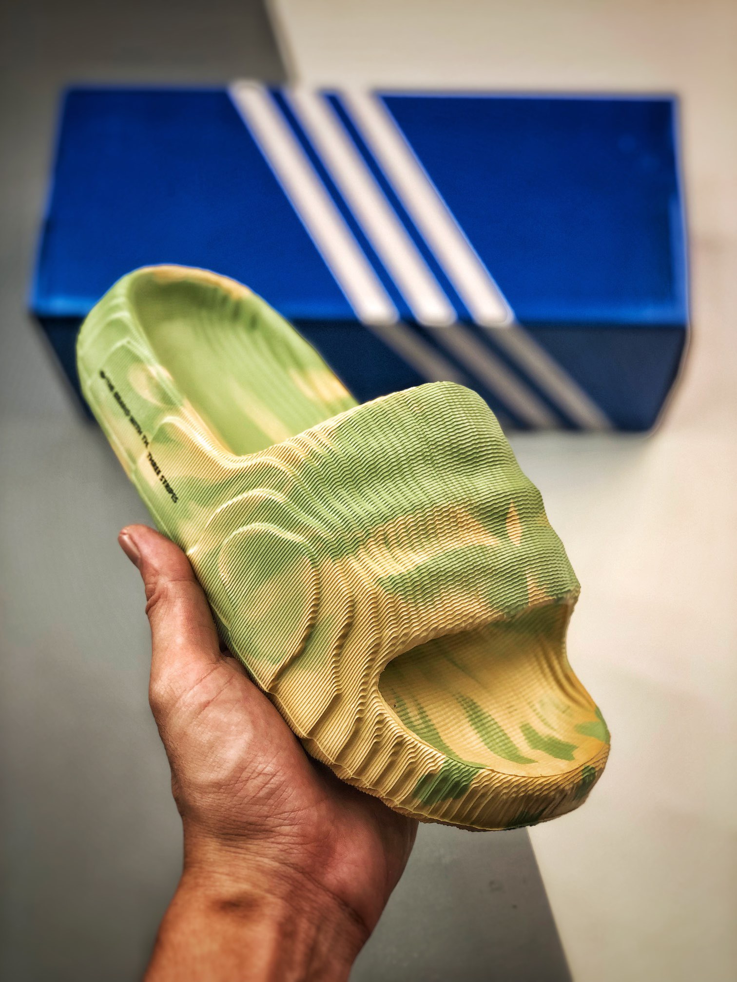 Unisex Fashion Slippers