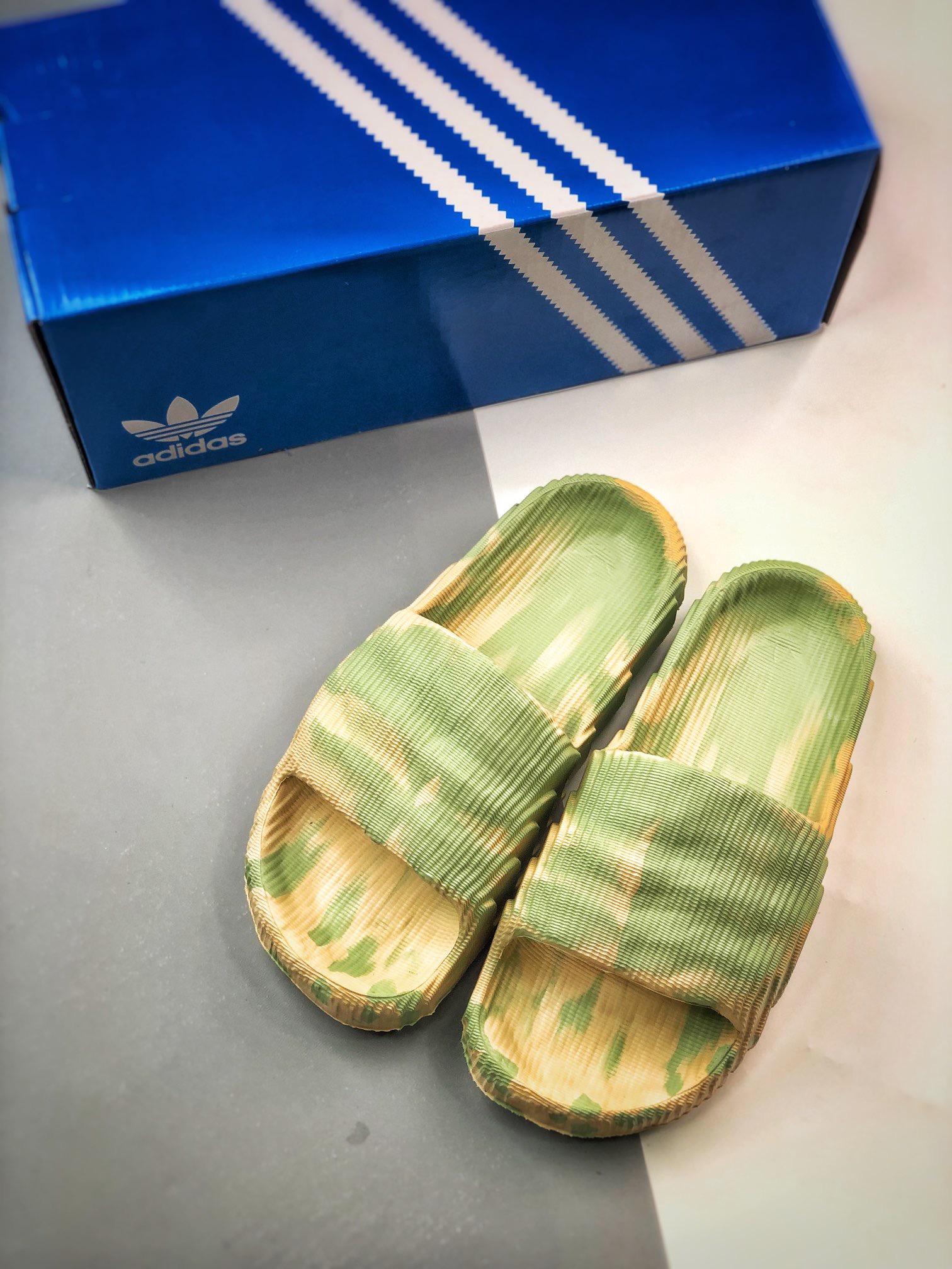 Unisex Fashion Slippers