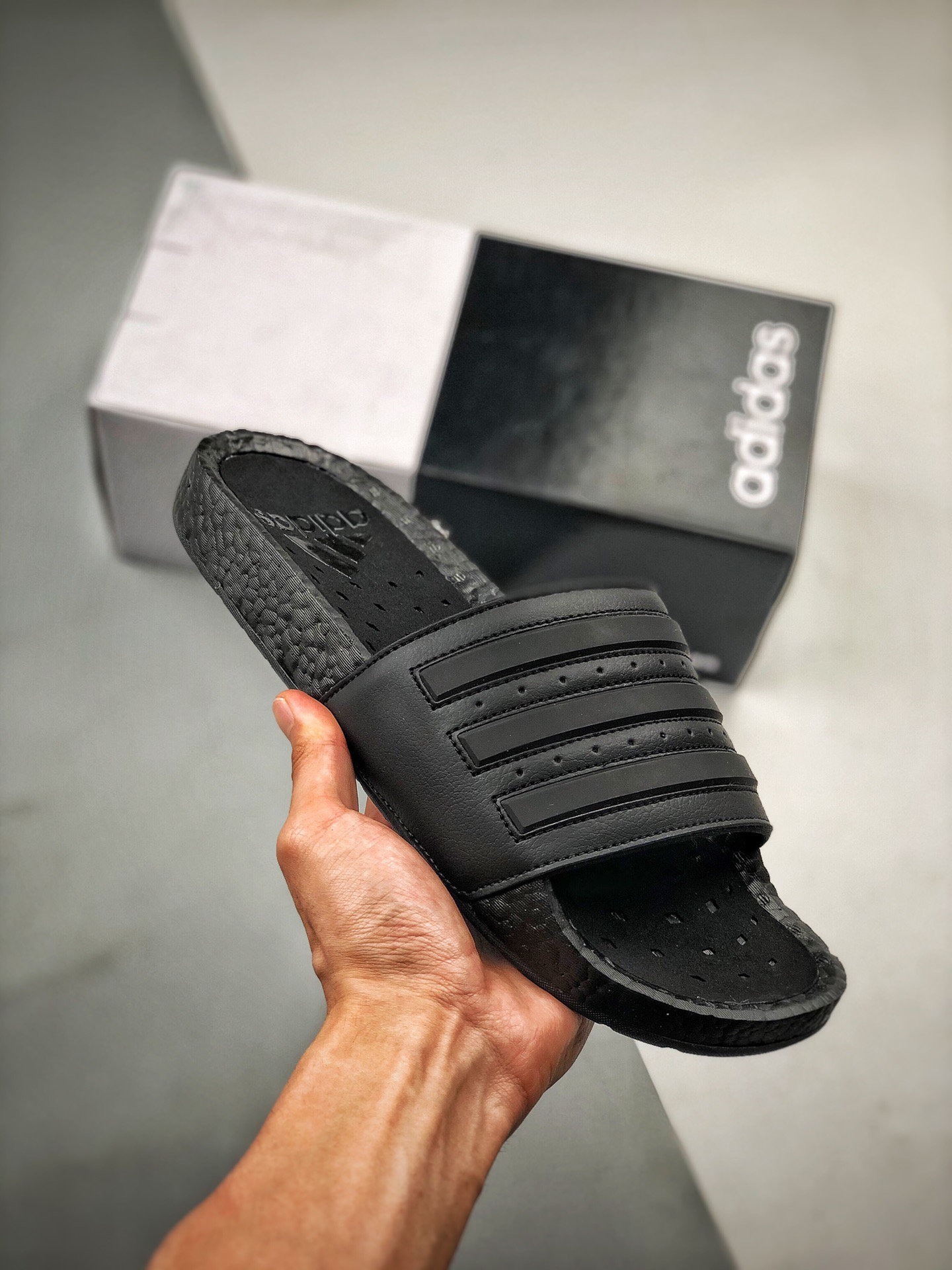 Unisex Fashion Slippers