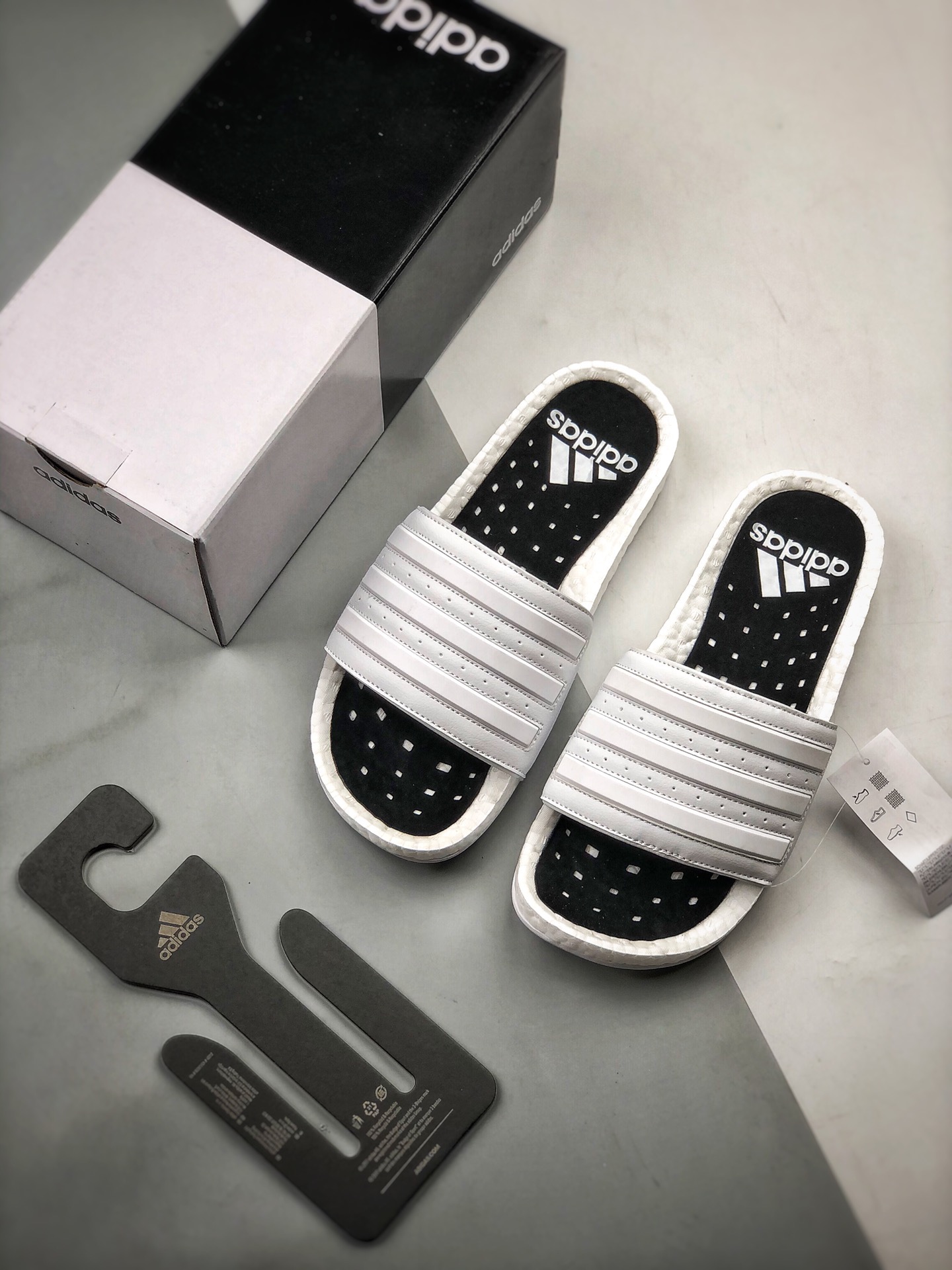 Unisex Fashion Slippers