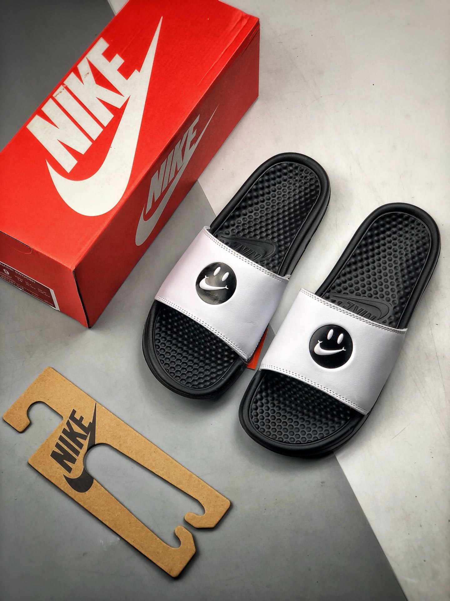 Unisex Fashion Slippers