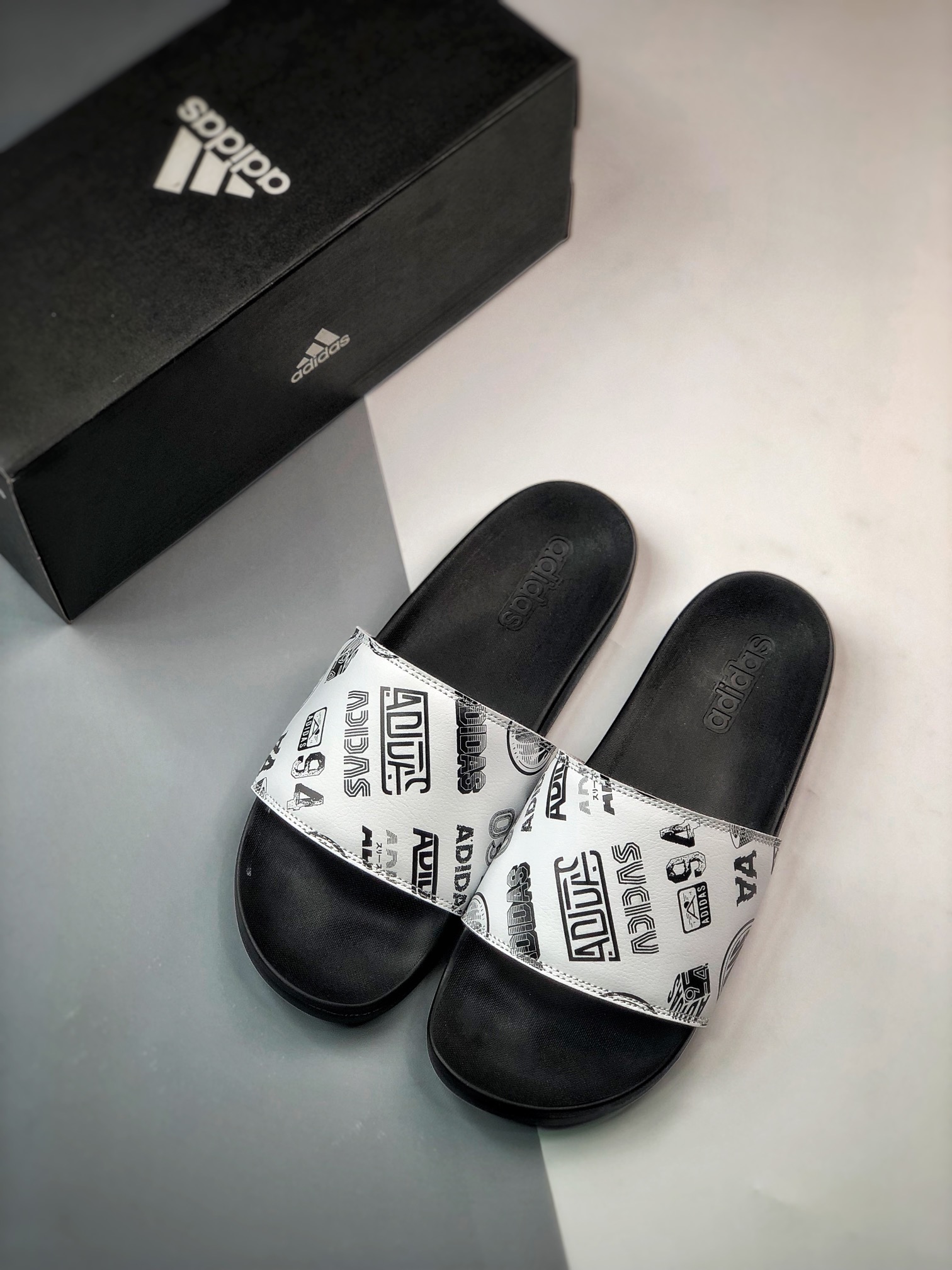 Unisex Fashion Slippers