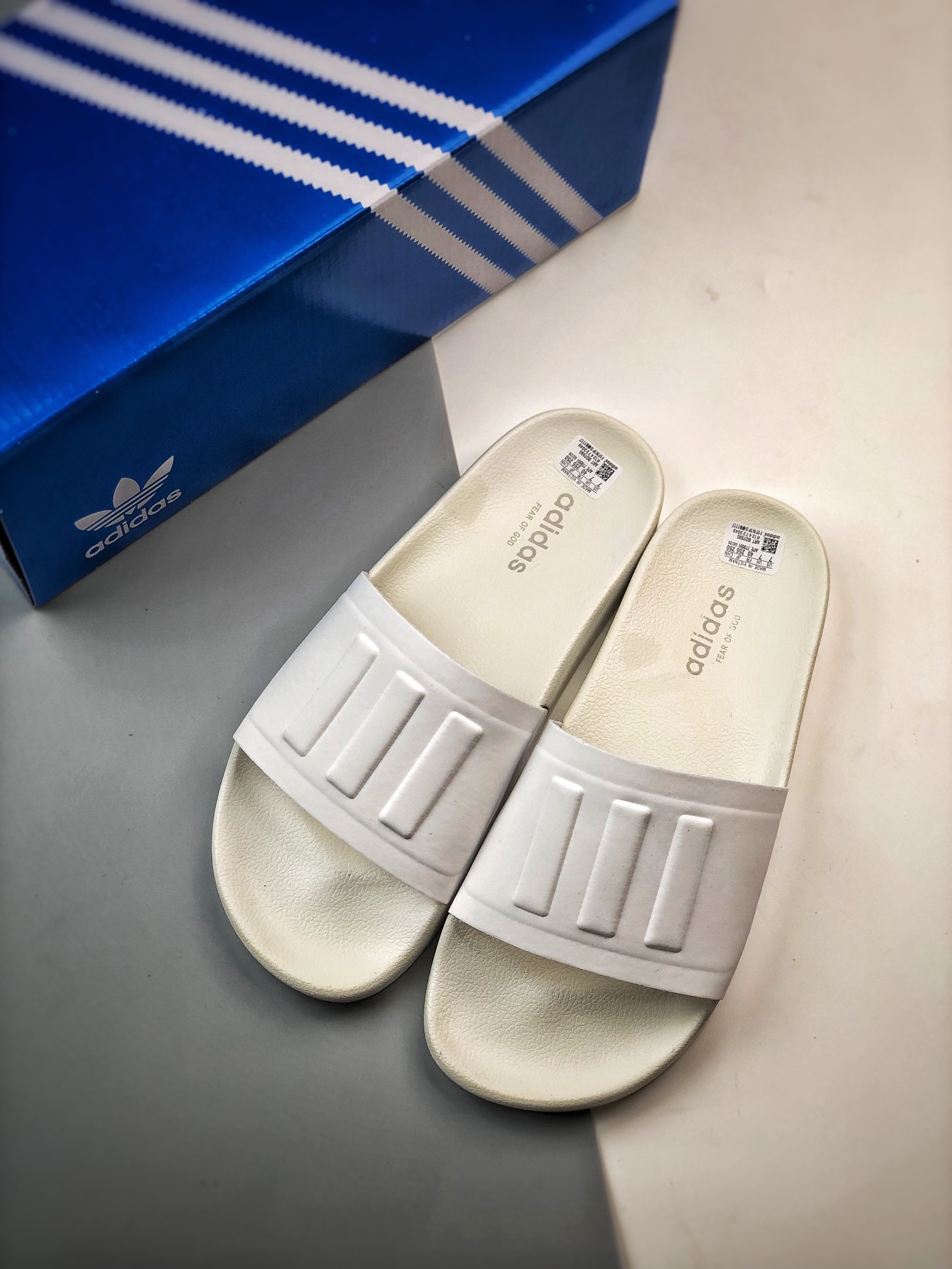 Unisex Fashion Slippers