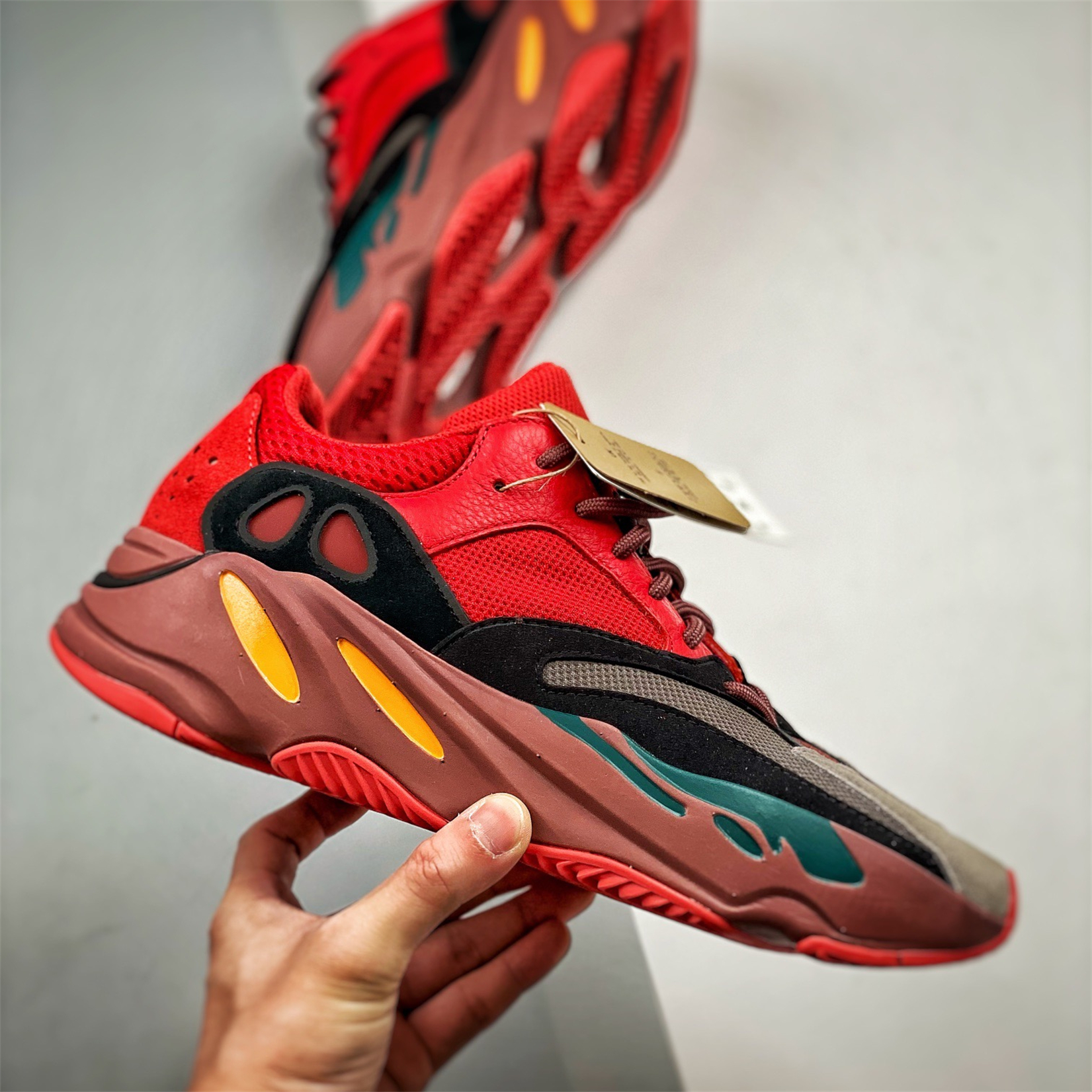 Unisex Yeezy Boost 700 Fashion Casual Shoes