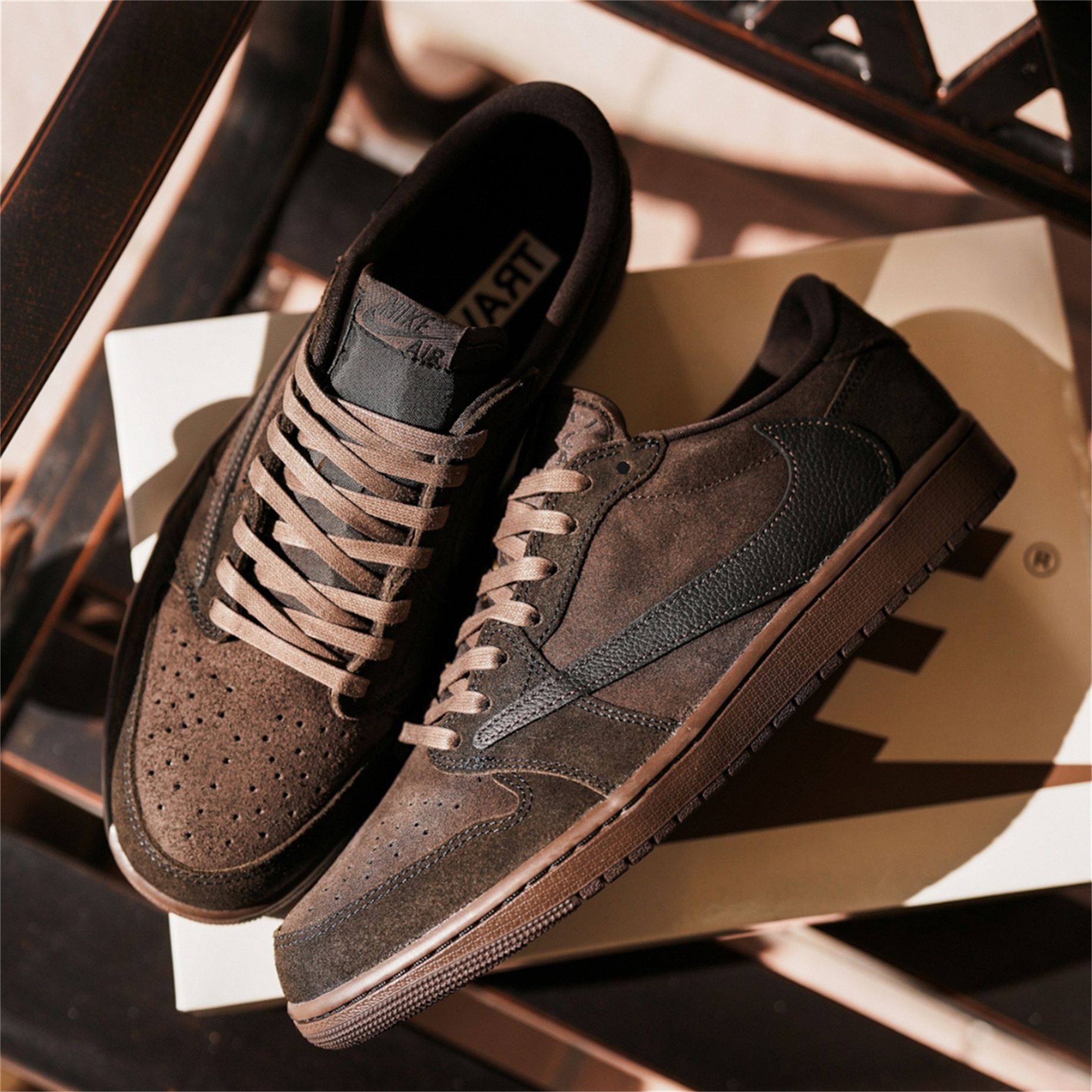 Air Jordan 1 Retro Low Basketball Shoes