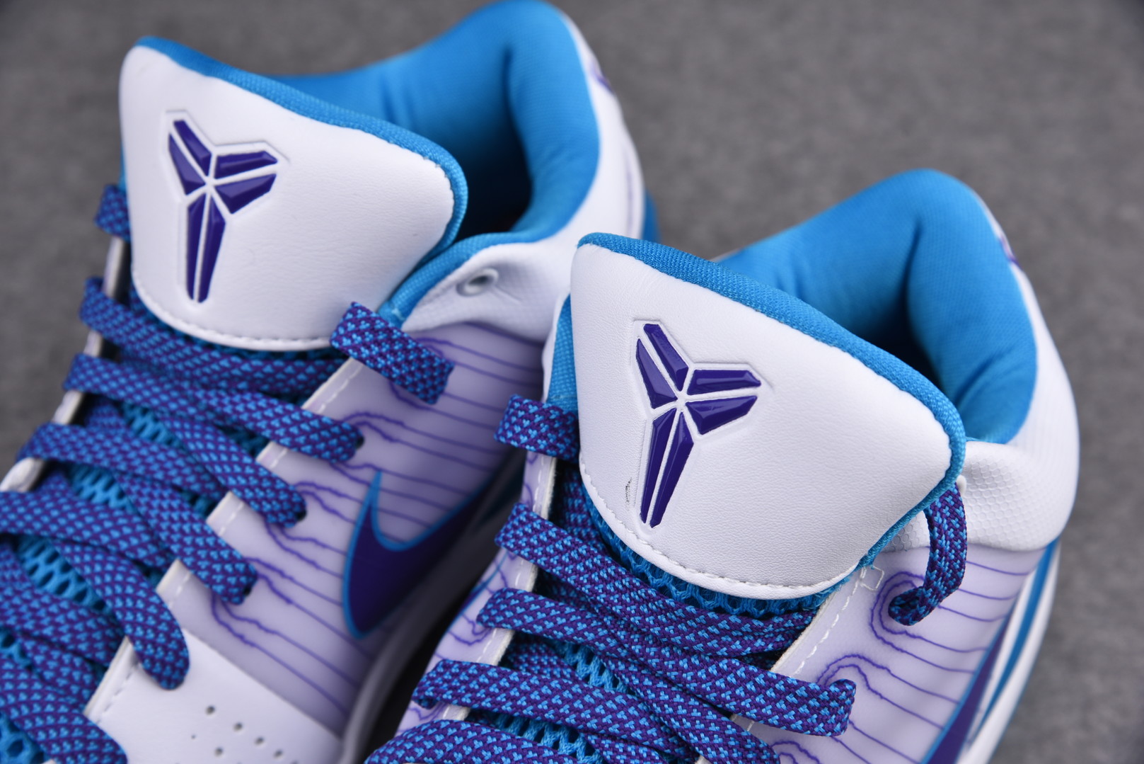 nike air max plus og grey