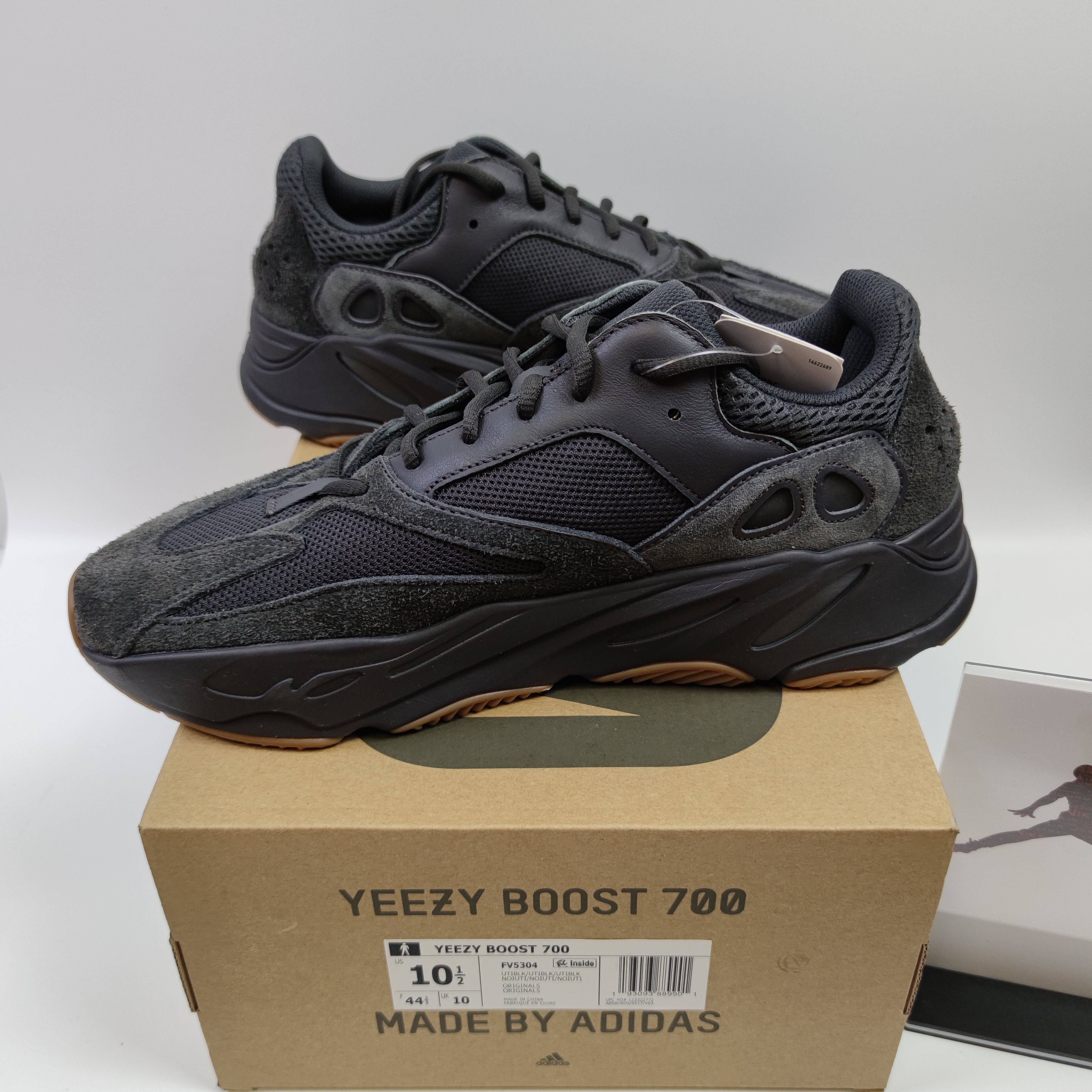 Adidas Originals Yeezy Boost 700 Utility Black Fv5304 16000 Fashion Sneaker1818 3988