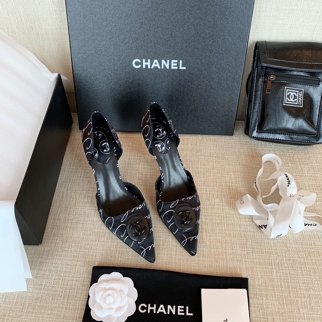 CHANEL HIGH HEELS 51 - AAApurse