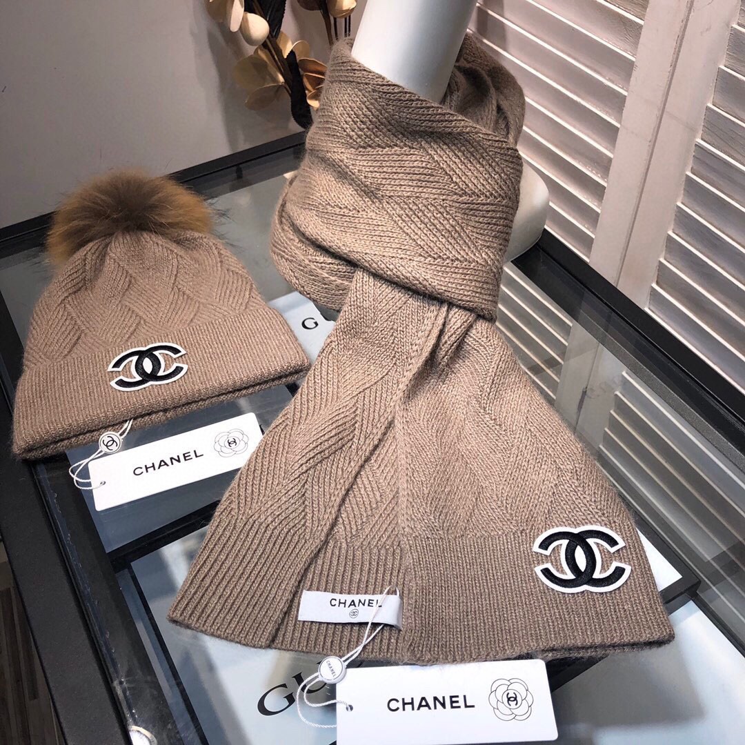 Chanel Beanie & Scarf Set In Brown