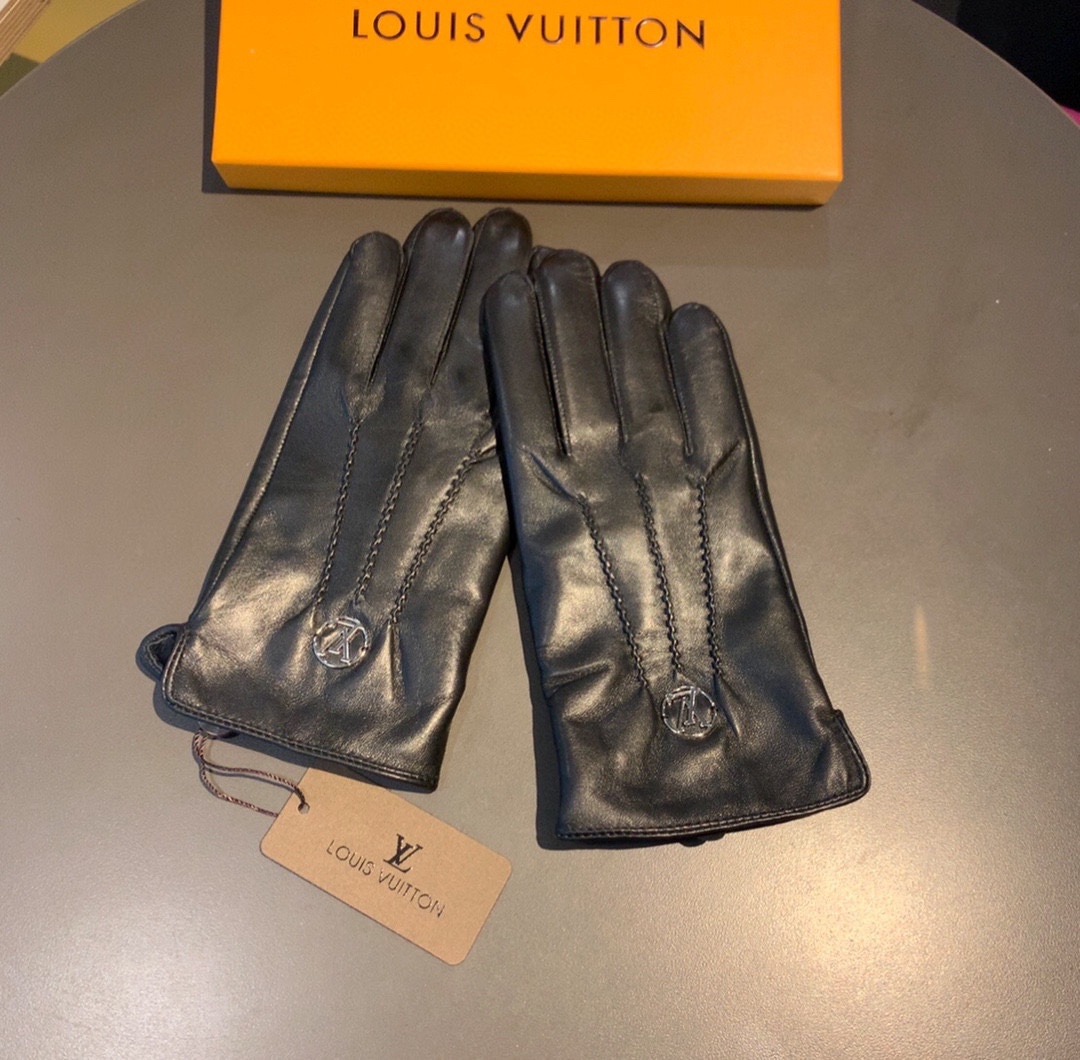 Louis Vuitton Gloves In Black