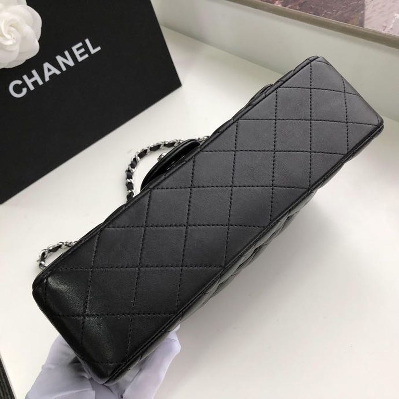 Chanel Classic HandBag Black For Women 9.9in/25.5cm A01112