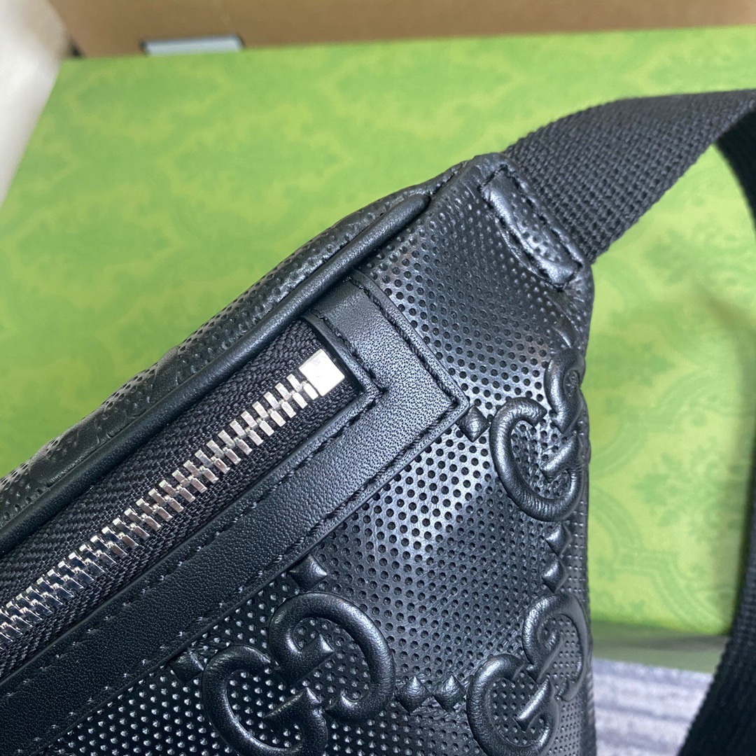 Gucci GG Embossed Belt Bag Black GG Embossed For Menu00a0 9.1in/23cm GG ...