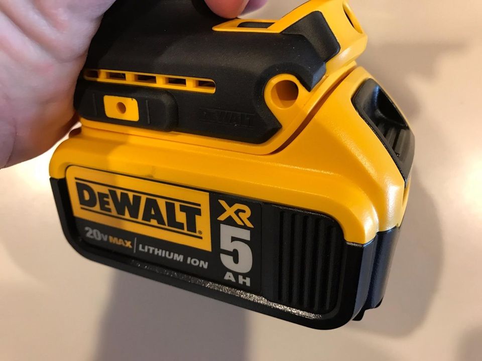 DEWALT 20V MAX XR Hammer Drill Kit, Brushless, 3Speed, Cordless