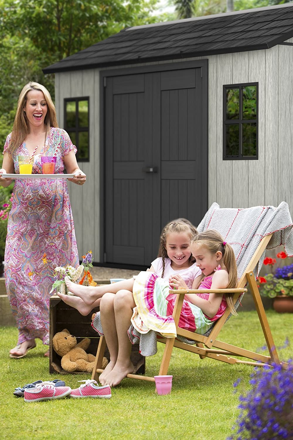 Keter Oakland Outdoor Plastic Garden Storage Shed, Grey, 11 x 7.5 feet