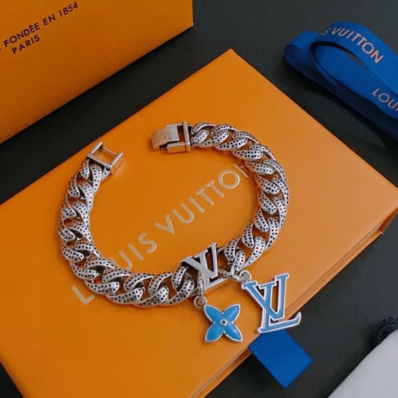 Louis Vuitton Cuban Chain Collection Vintage Silver Bracelet Couple's ...