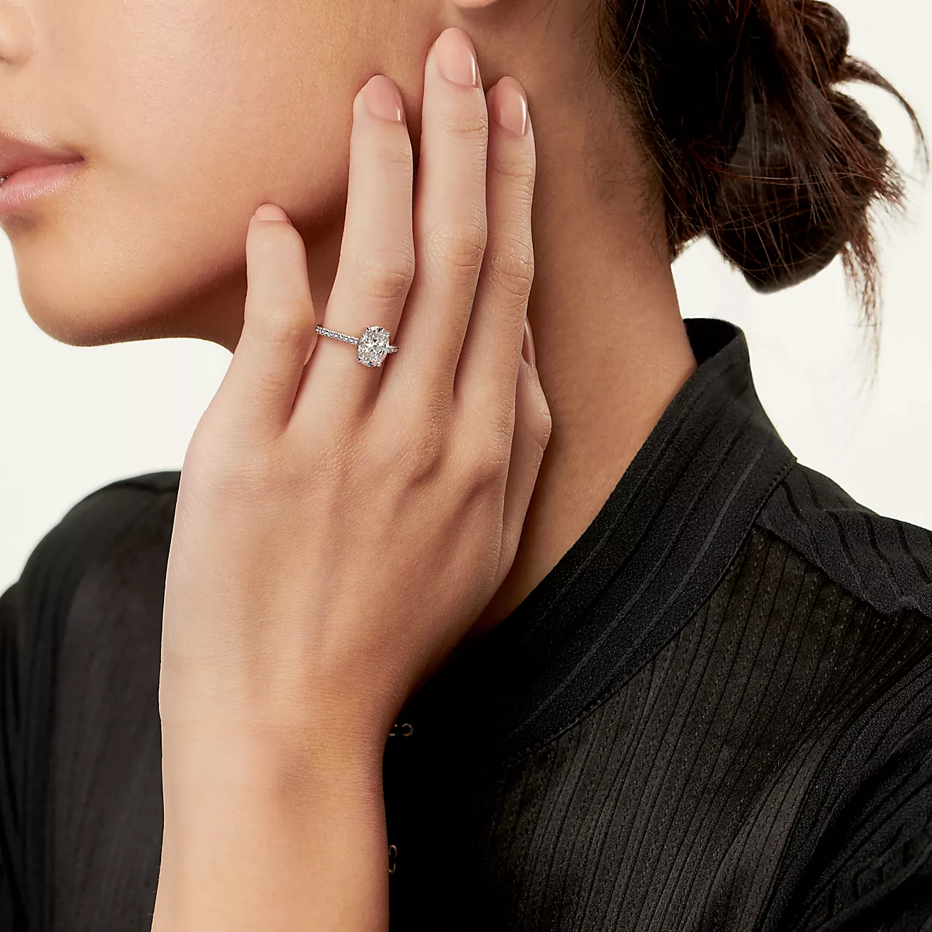 Novo® Oval Brilliant Engagement Ring with a Pavé Diamond Platinum Band