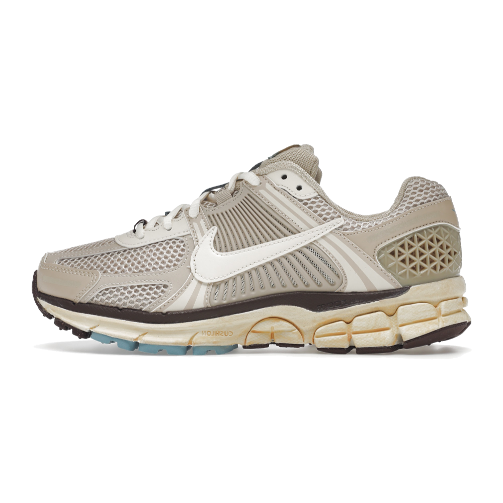 Nike Zoom Vomero 5 Oatmeal