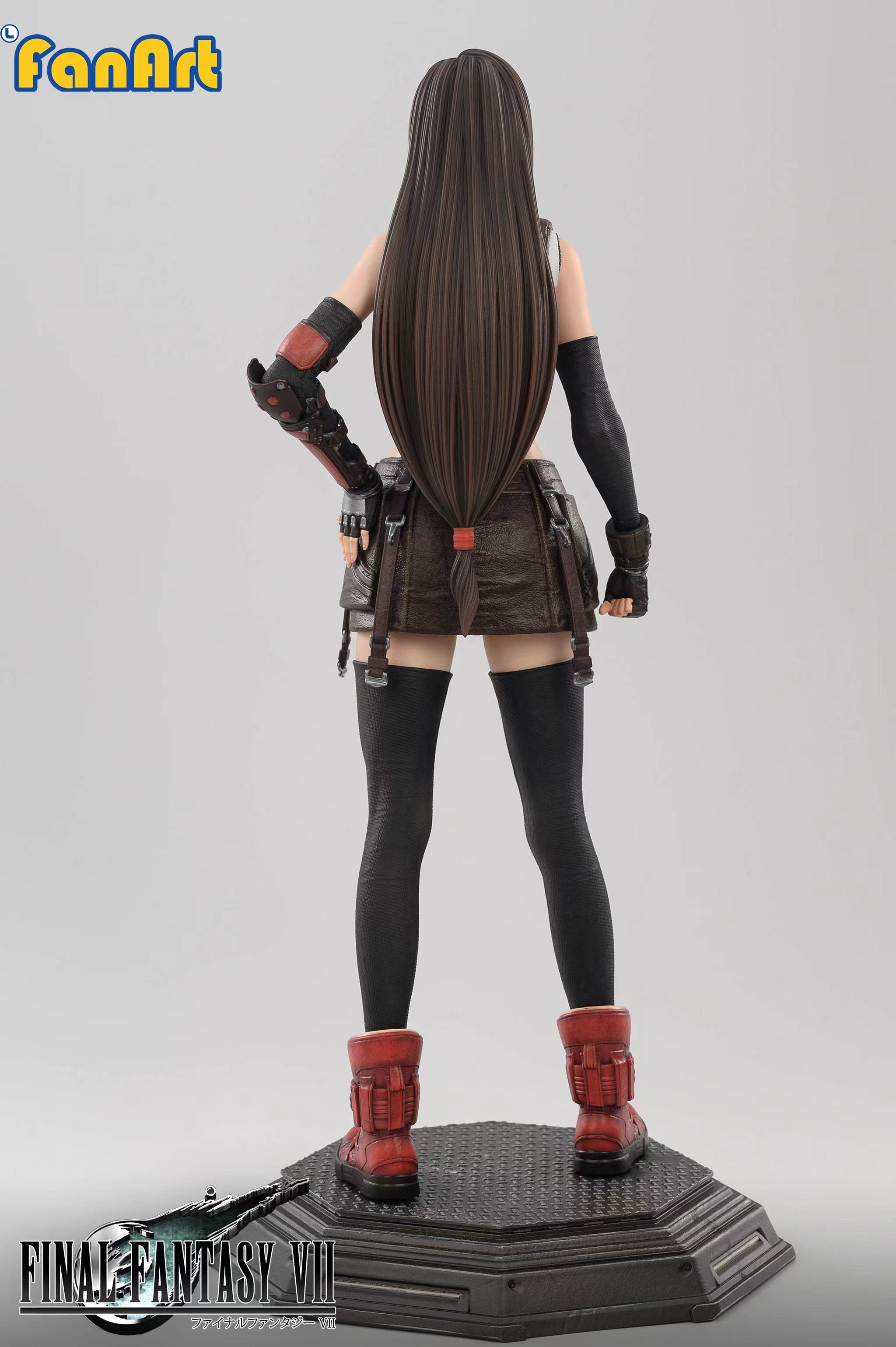 Pre-sale】1/3 Scale Tifa Lockhart & Cloud-Final Fantasy-FanArt Studio -  weareanimecollectors