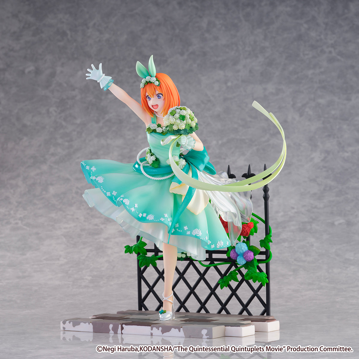 1/7 Scale Floral Dress Ver. Miku Nakano - 5Toubun no Hanayome Official  Statue - SSF Studios [Pre