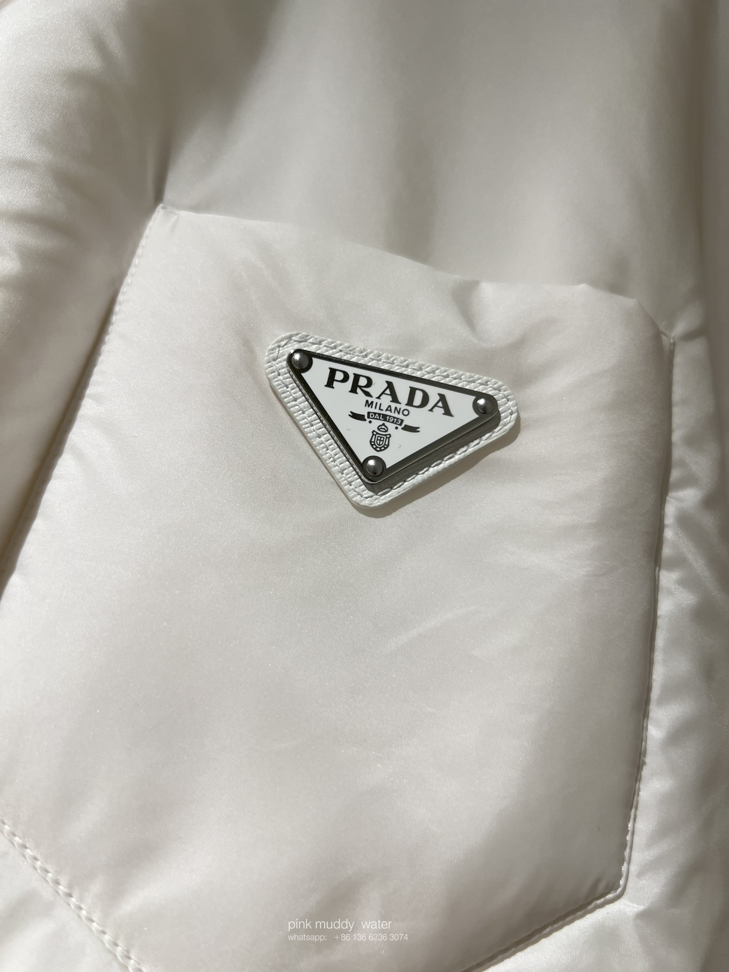 Light Re-Nylon padded jacket