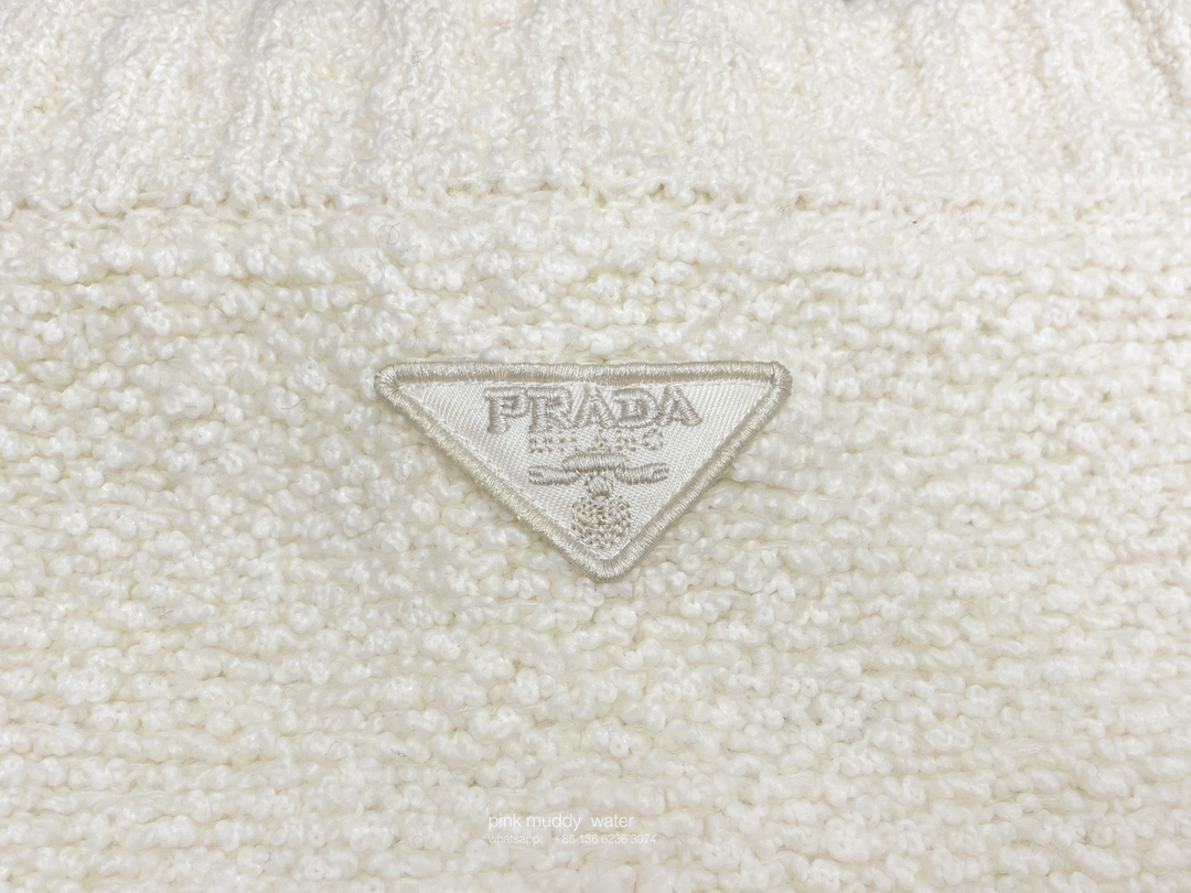 Bouclé mohair miniskirt