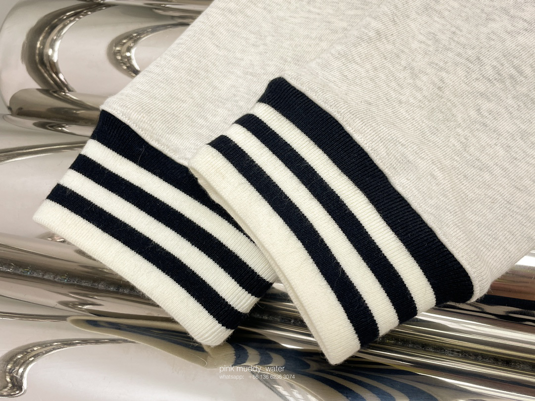 Oversized cotton fleece sweatshirt