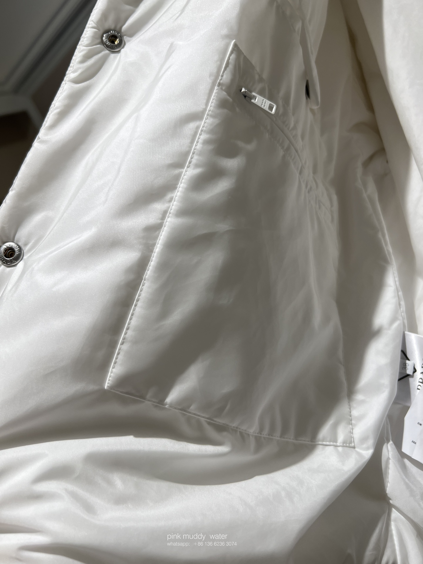 Light Re-Nylon padded jacket