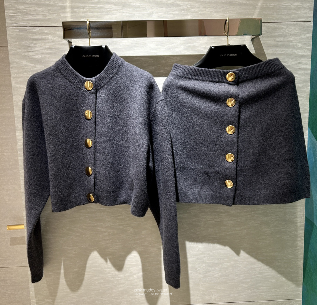 Louis vuitton Clothing