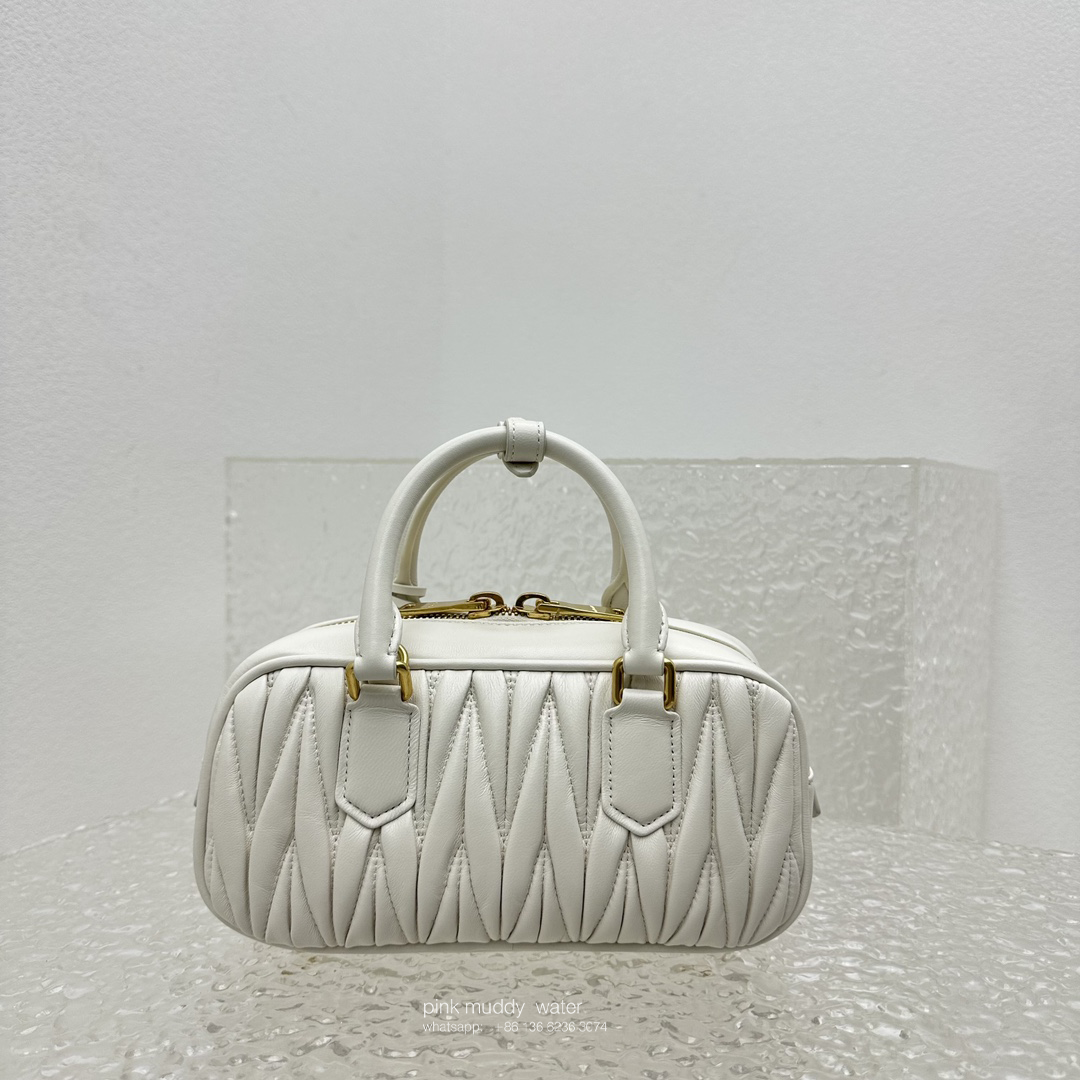 Arcadie matlassé bag in nappa leather