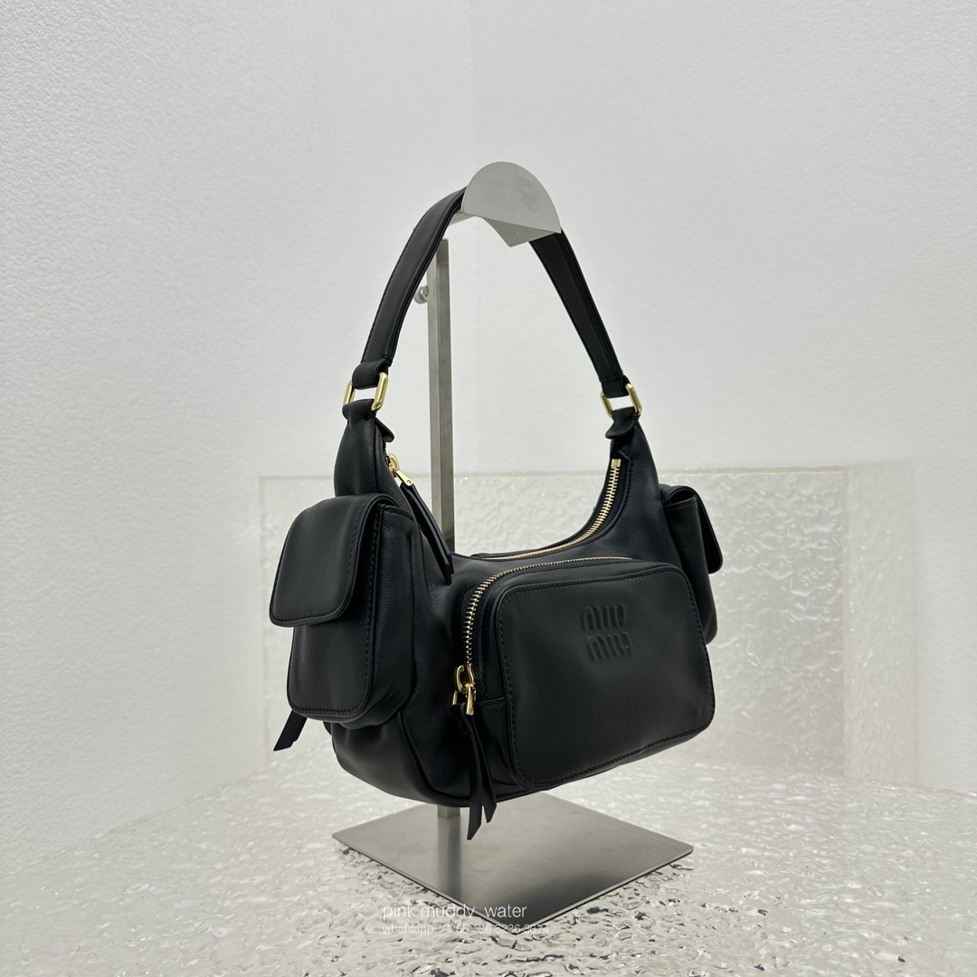 Nappa leather pocket bag